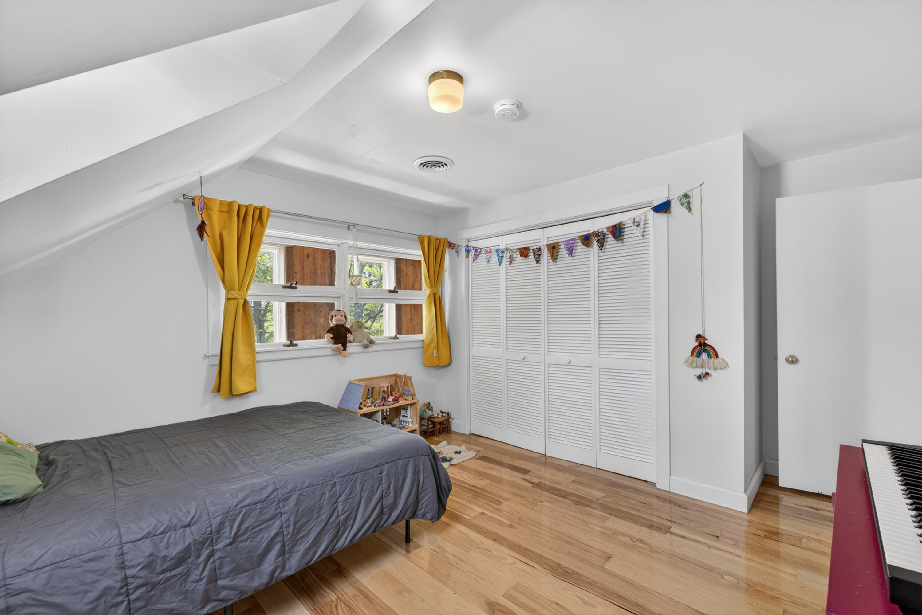 426 Bay Road