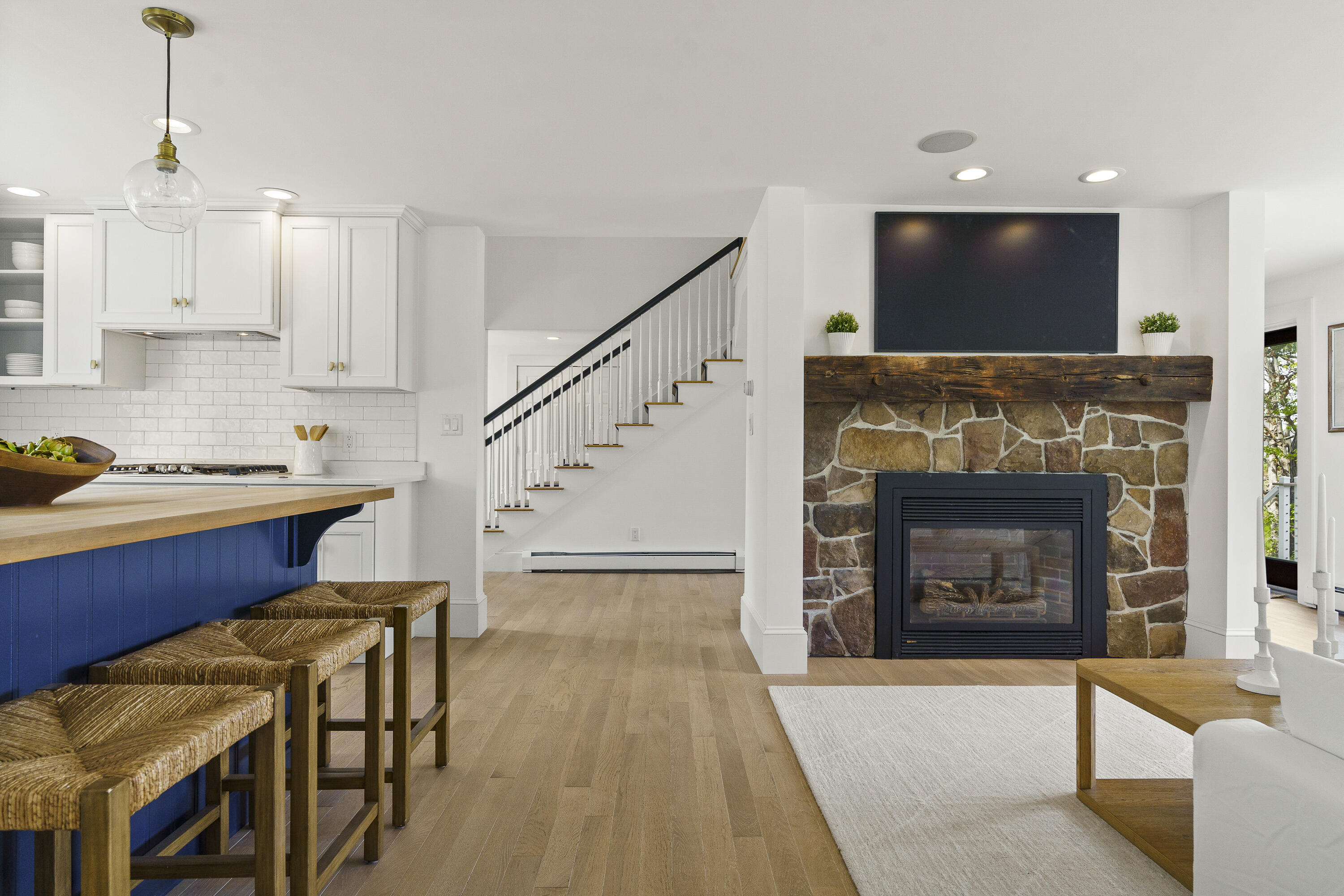 4 Robie Road