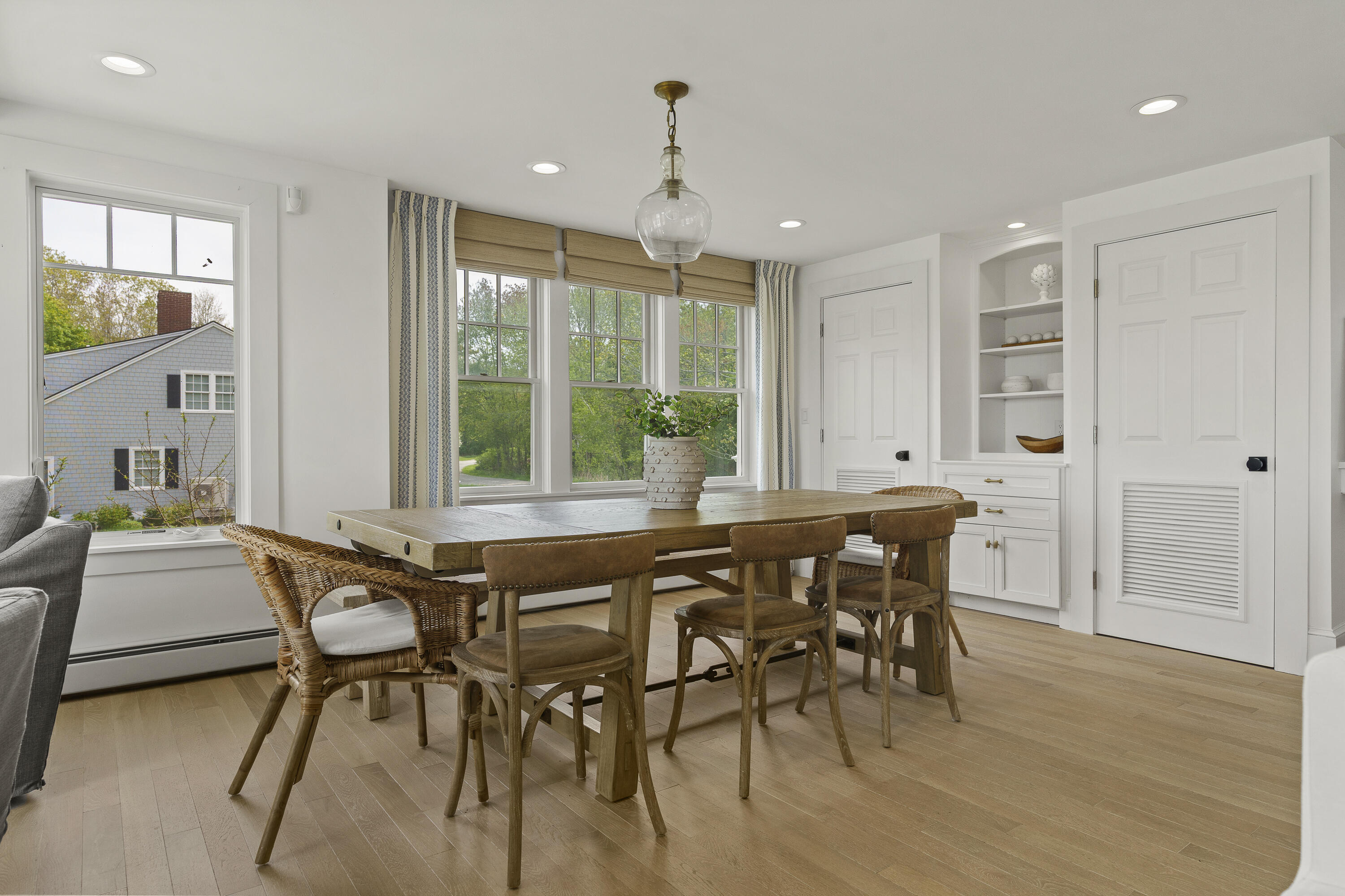 4 Robie Road