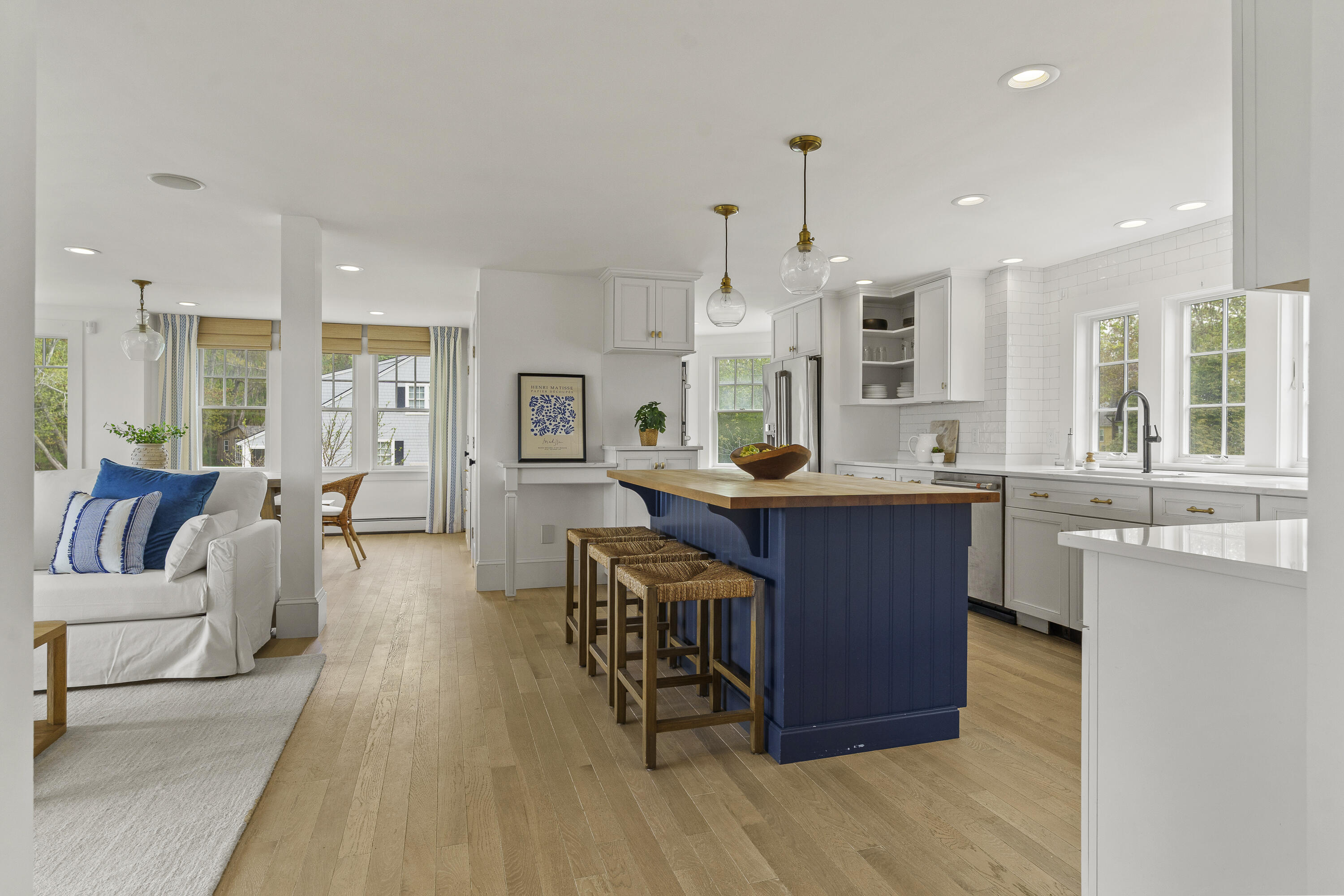 4 Robie Road