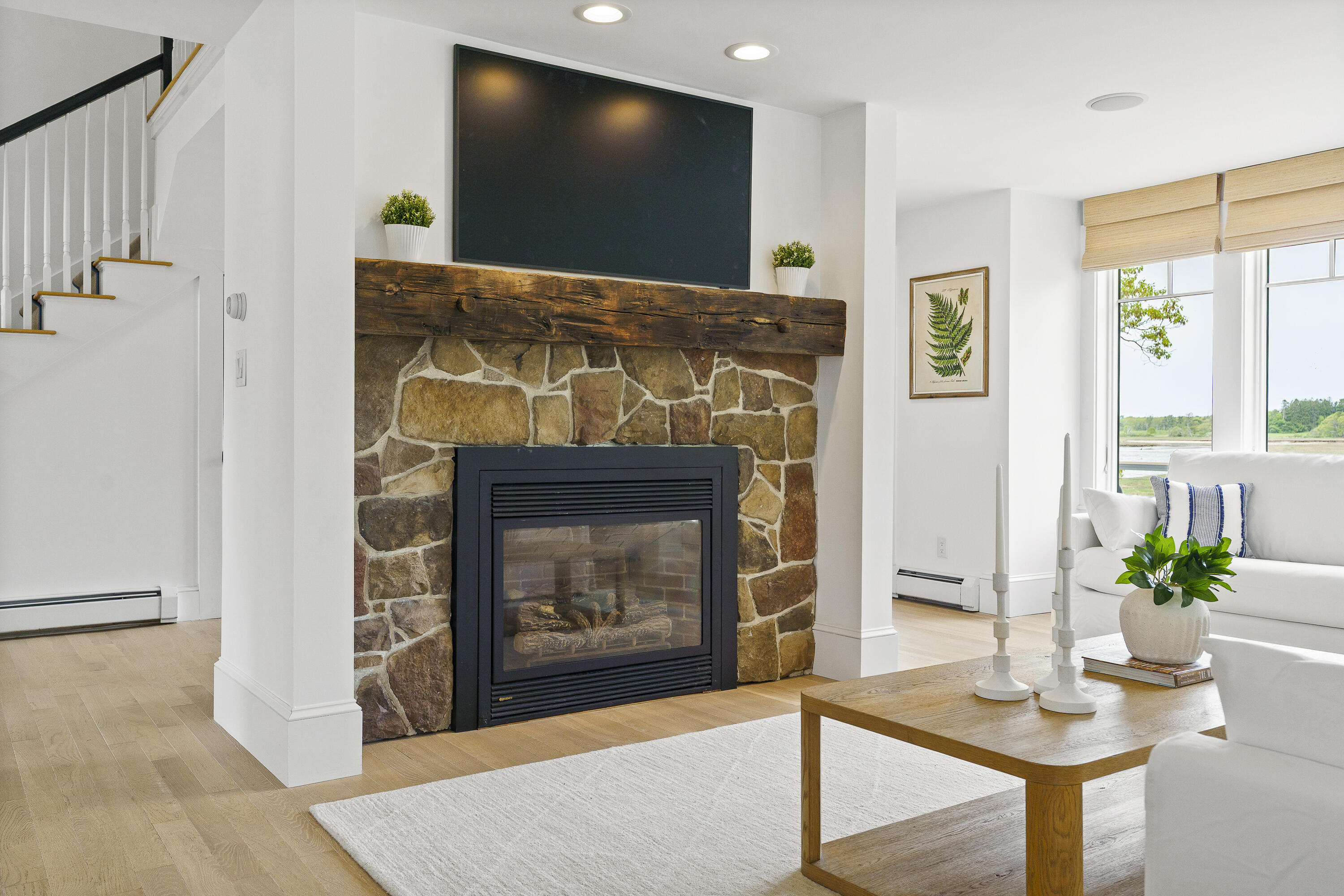 4 Robie Road