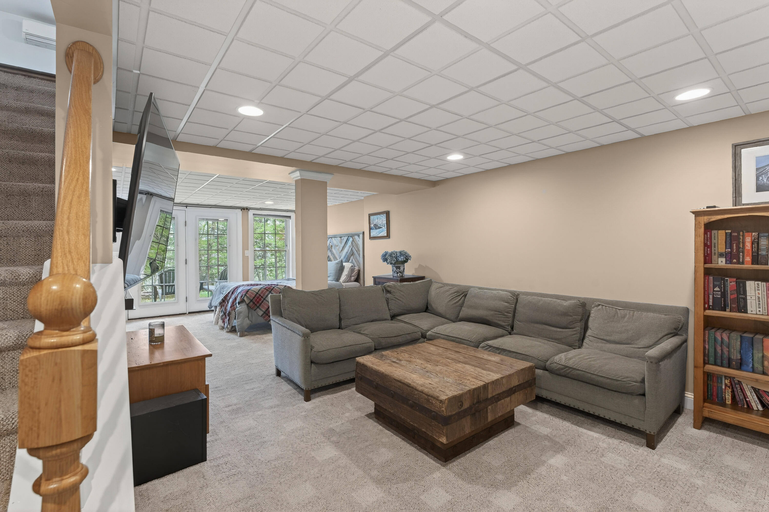 25 Hillview Lane