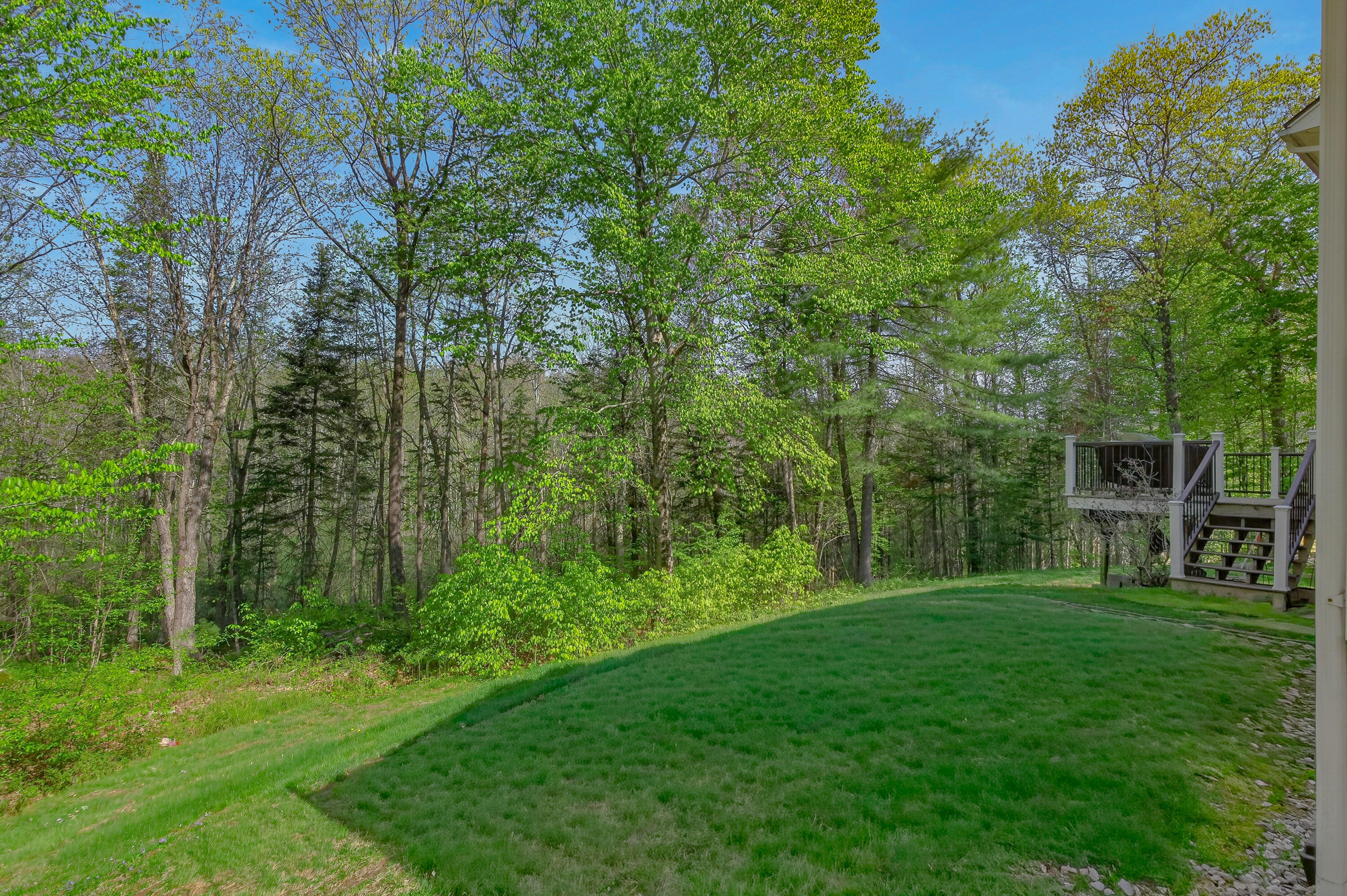 25 Hillview Lane