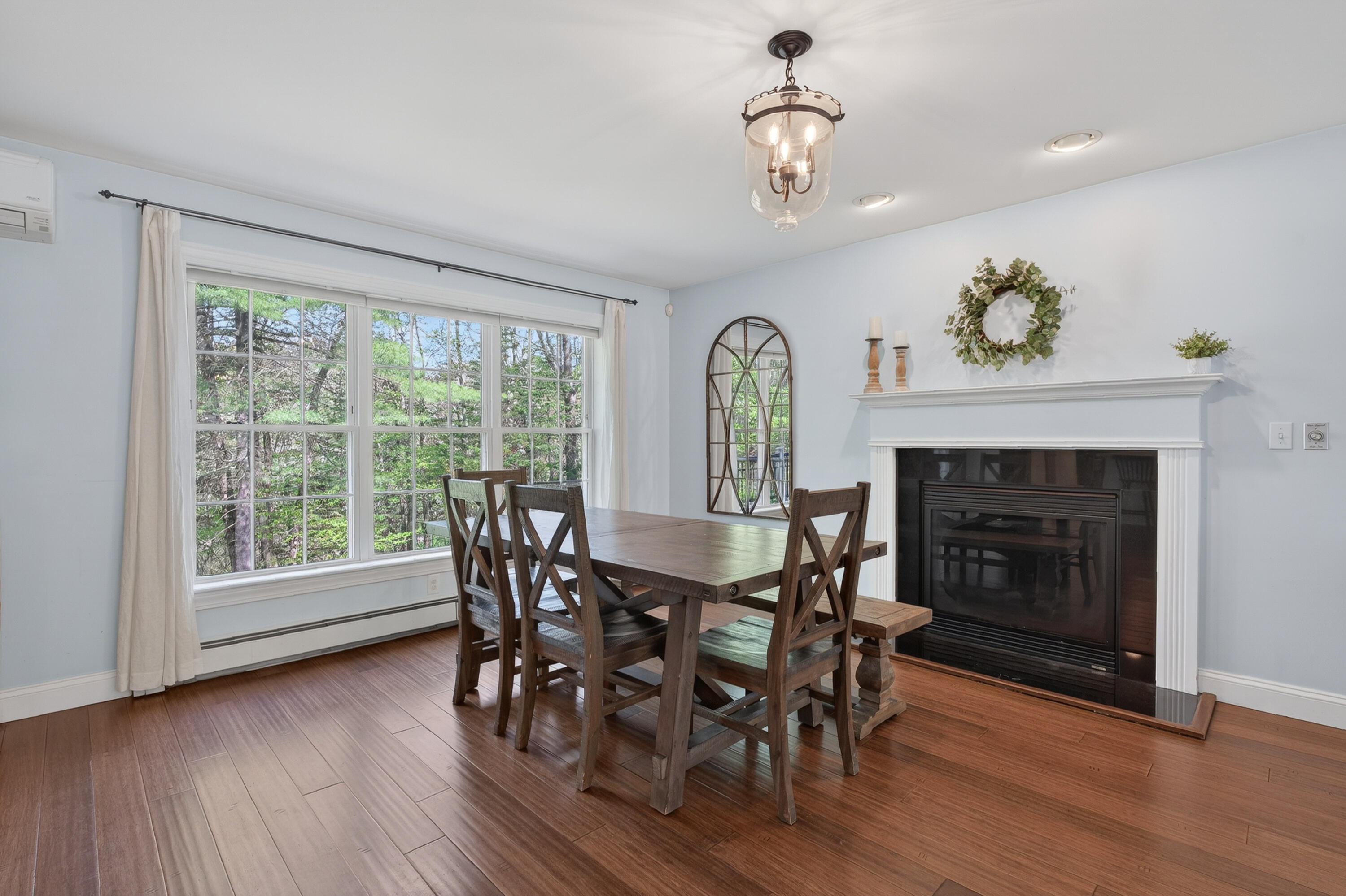 25 Hillview Lane