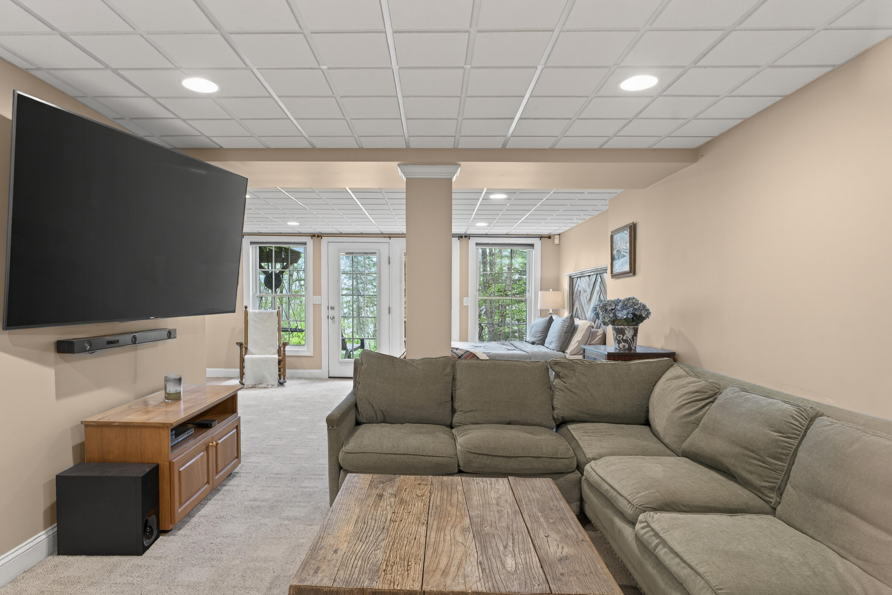 25 Hillview Lane