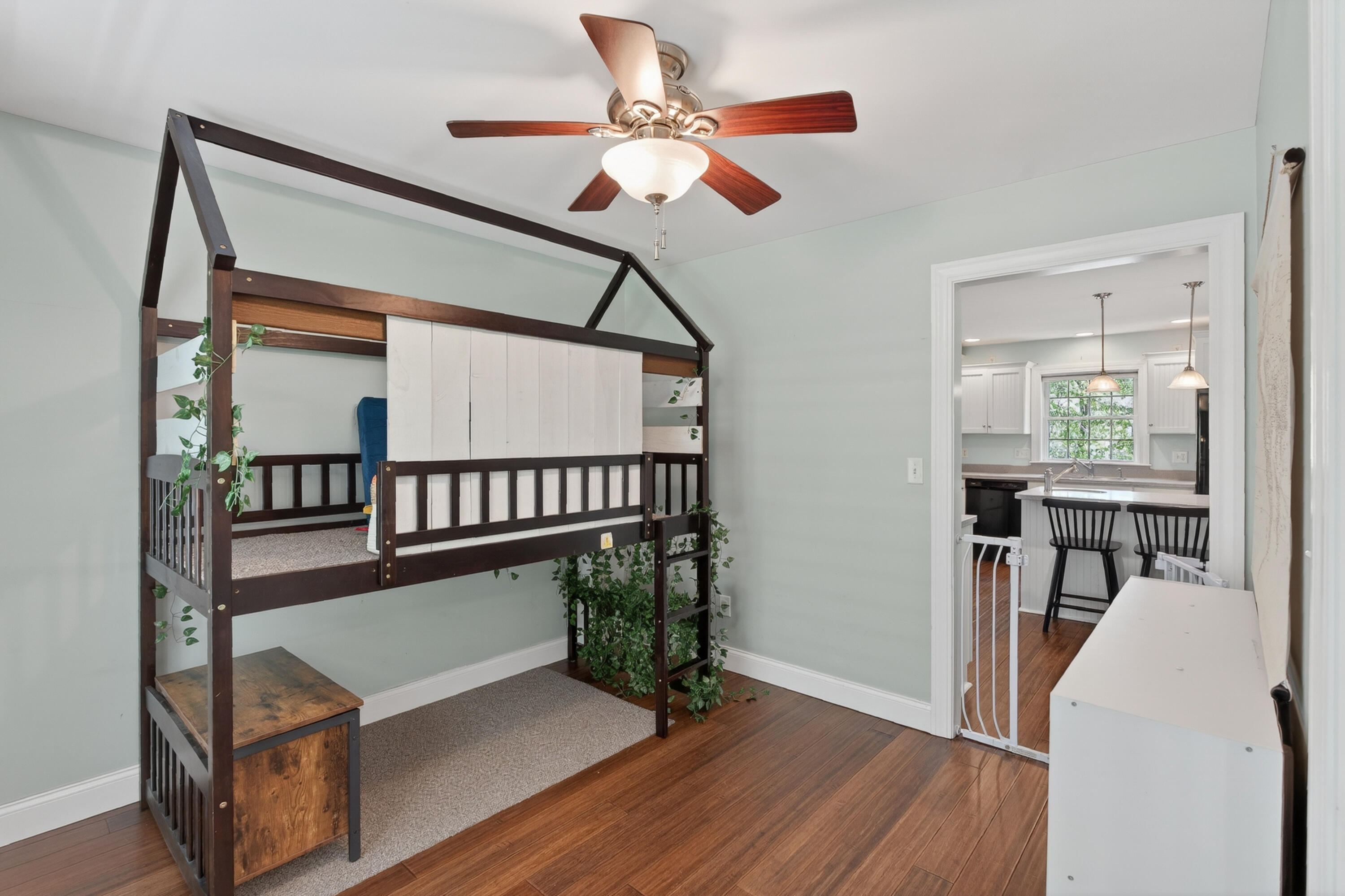 25 Hillview Lane