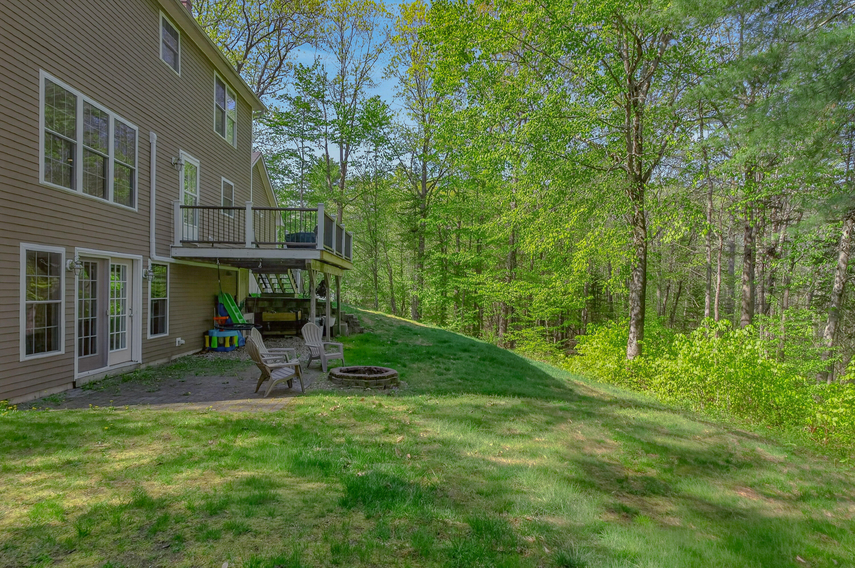 25 Hillview Lane