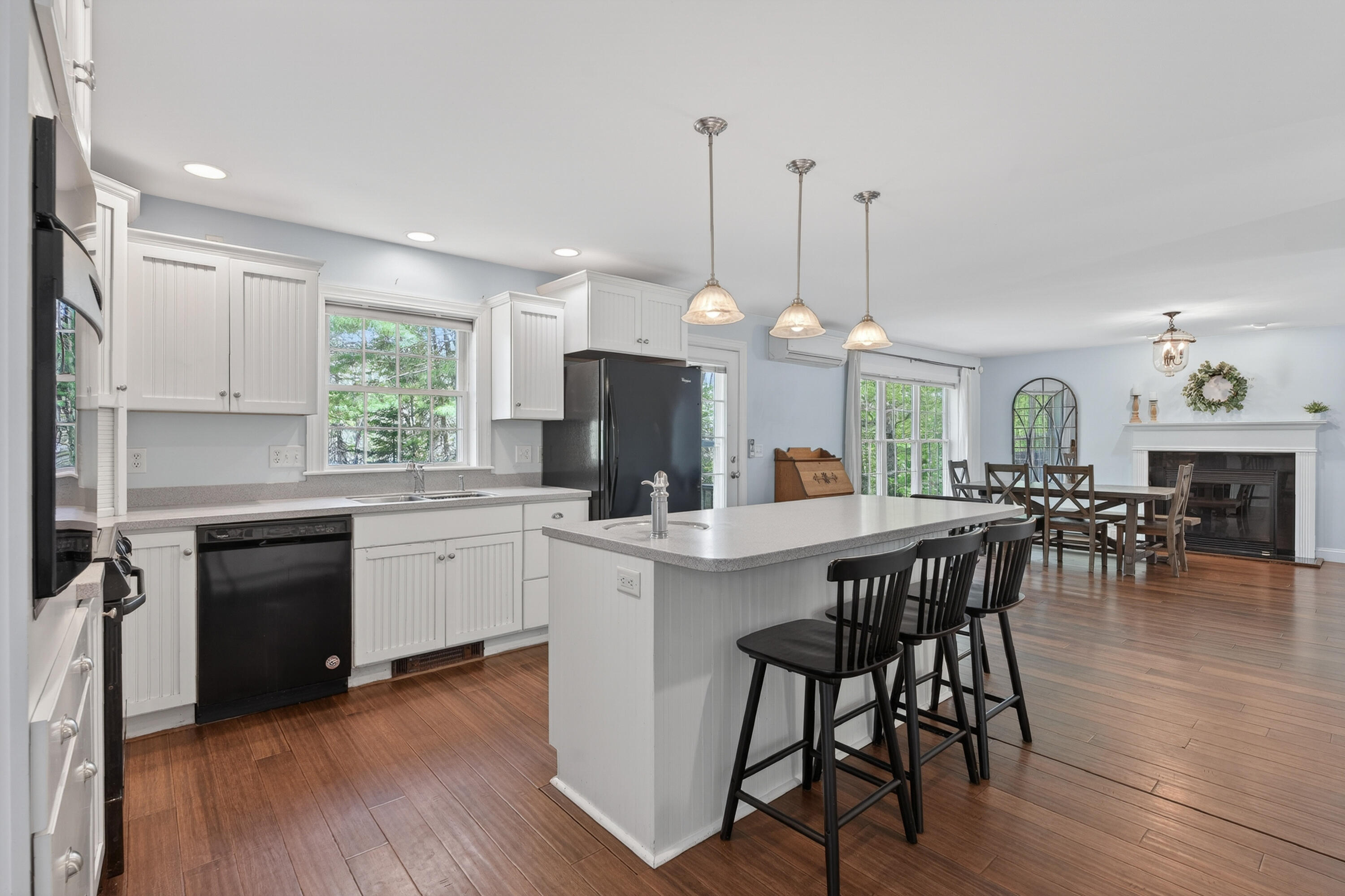 25 Hillview Lane