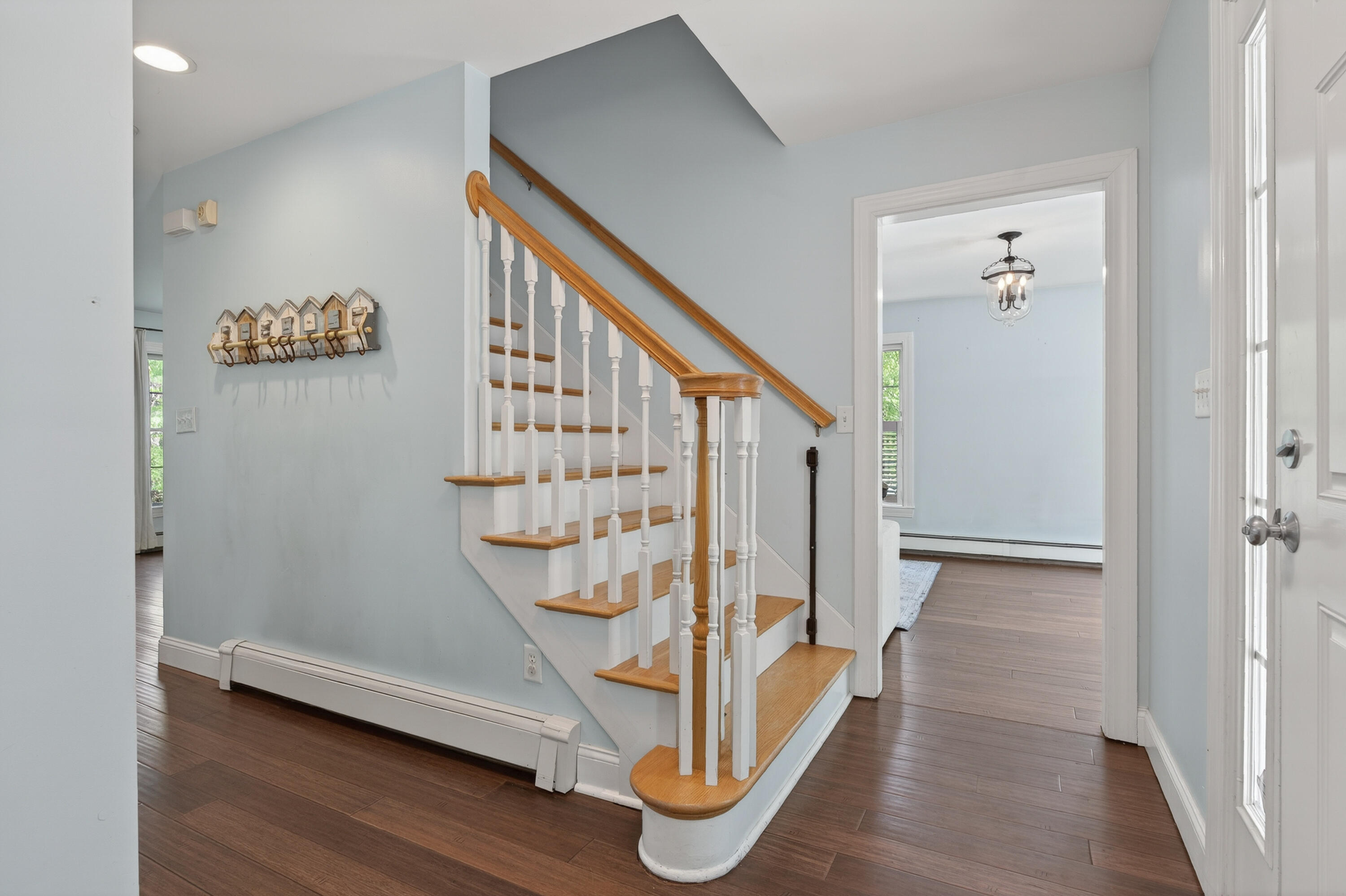 25 Hillview Lane