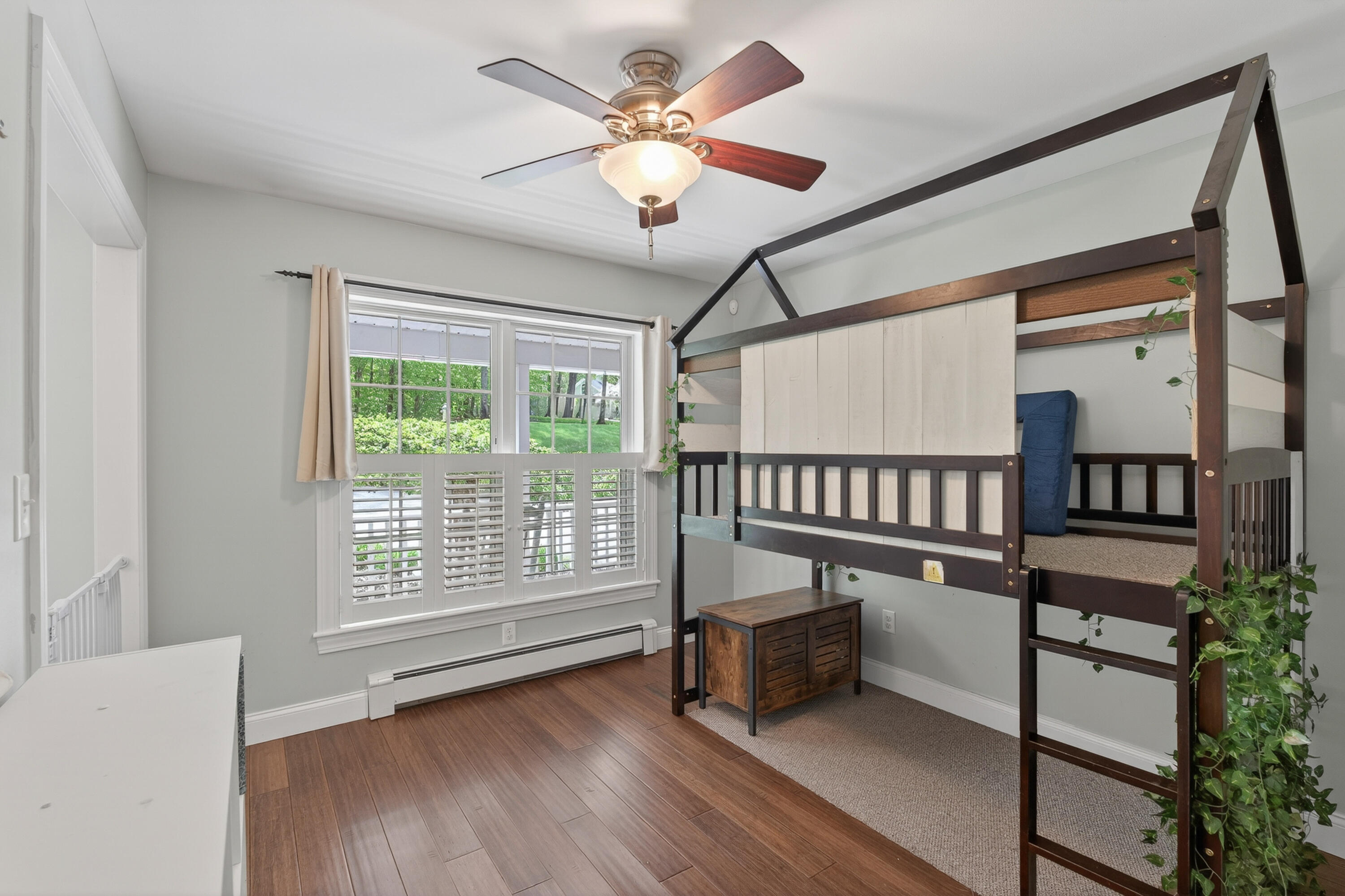 25 Hillview Lane