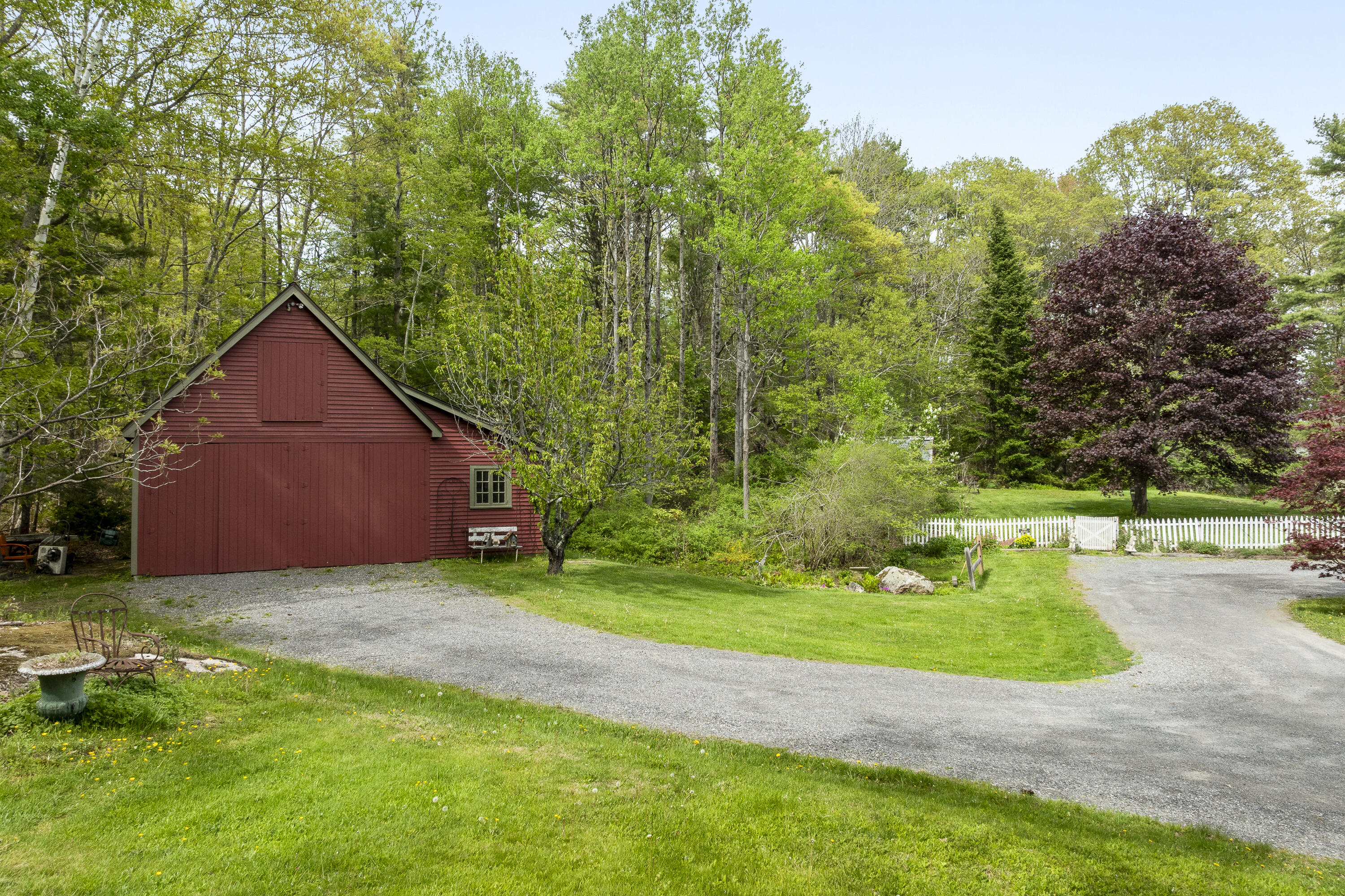 367 East Side Road