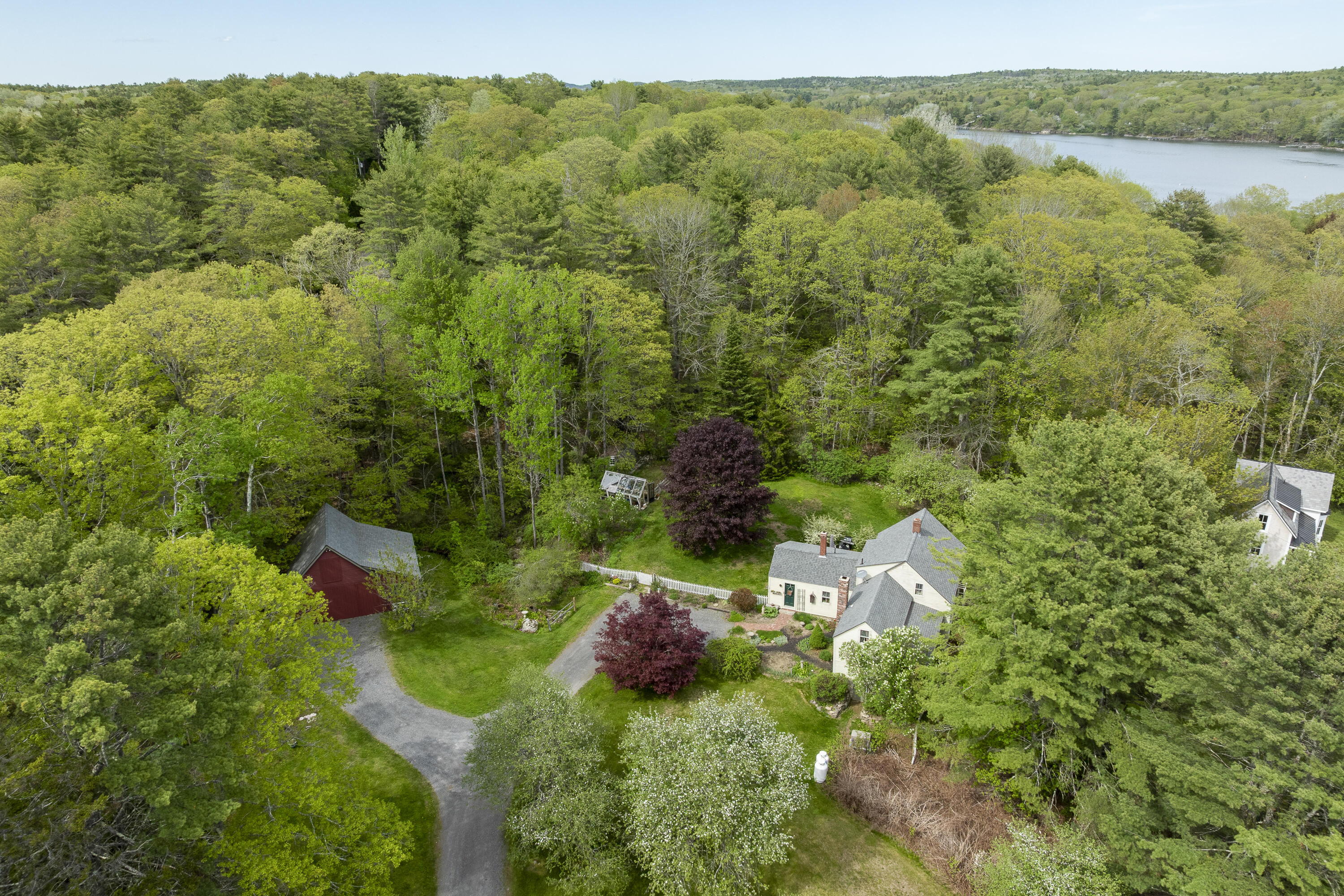 367 East Side Road