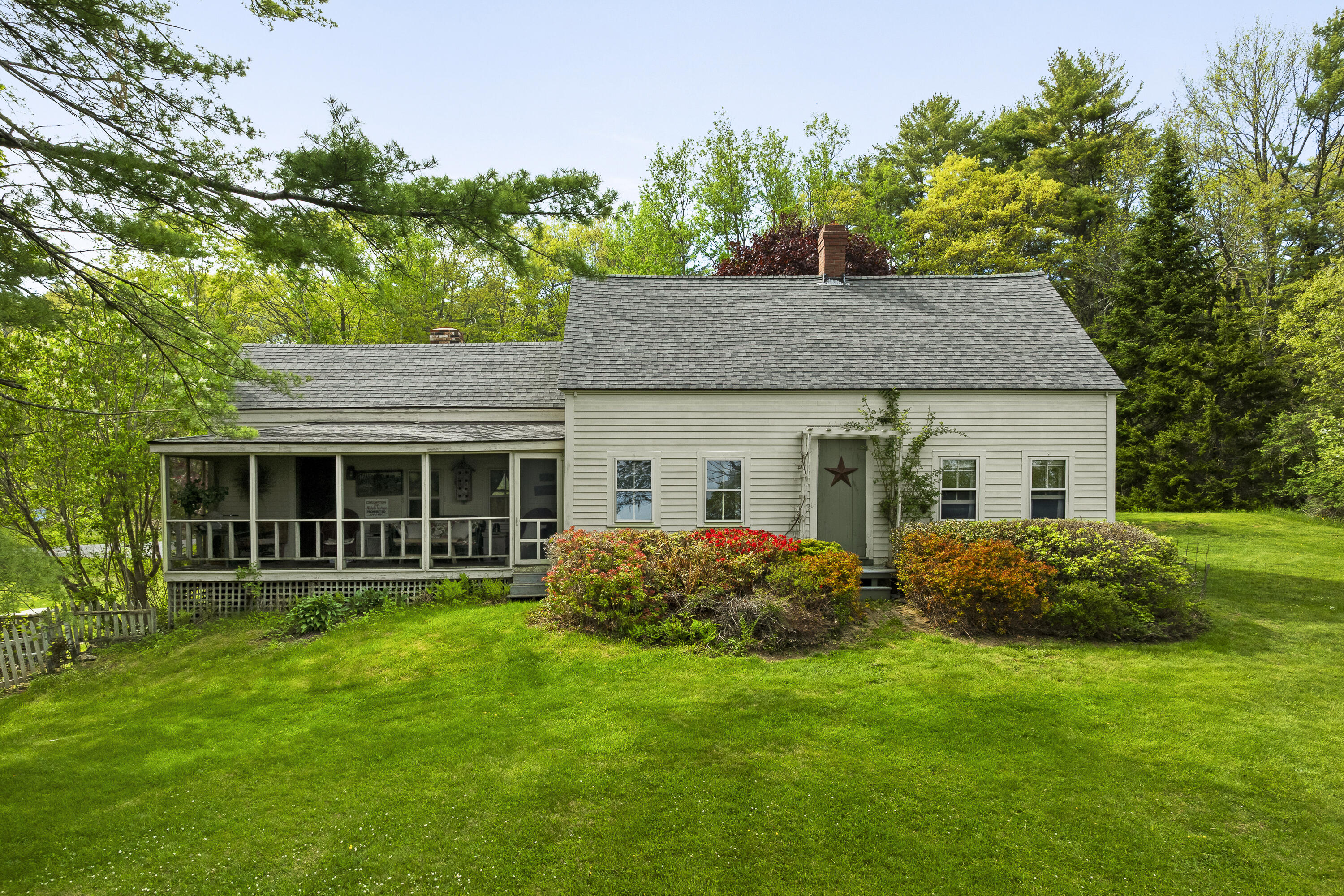 367 East Side Road