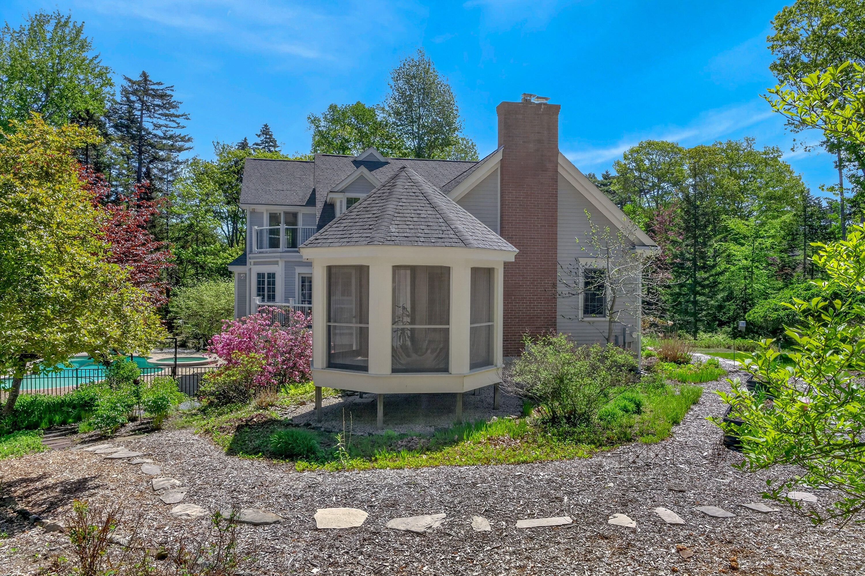 12 Touchstone Drive