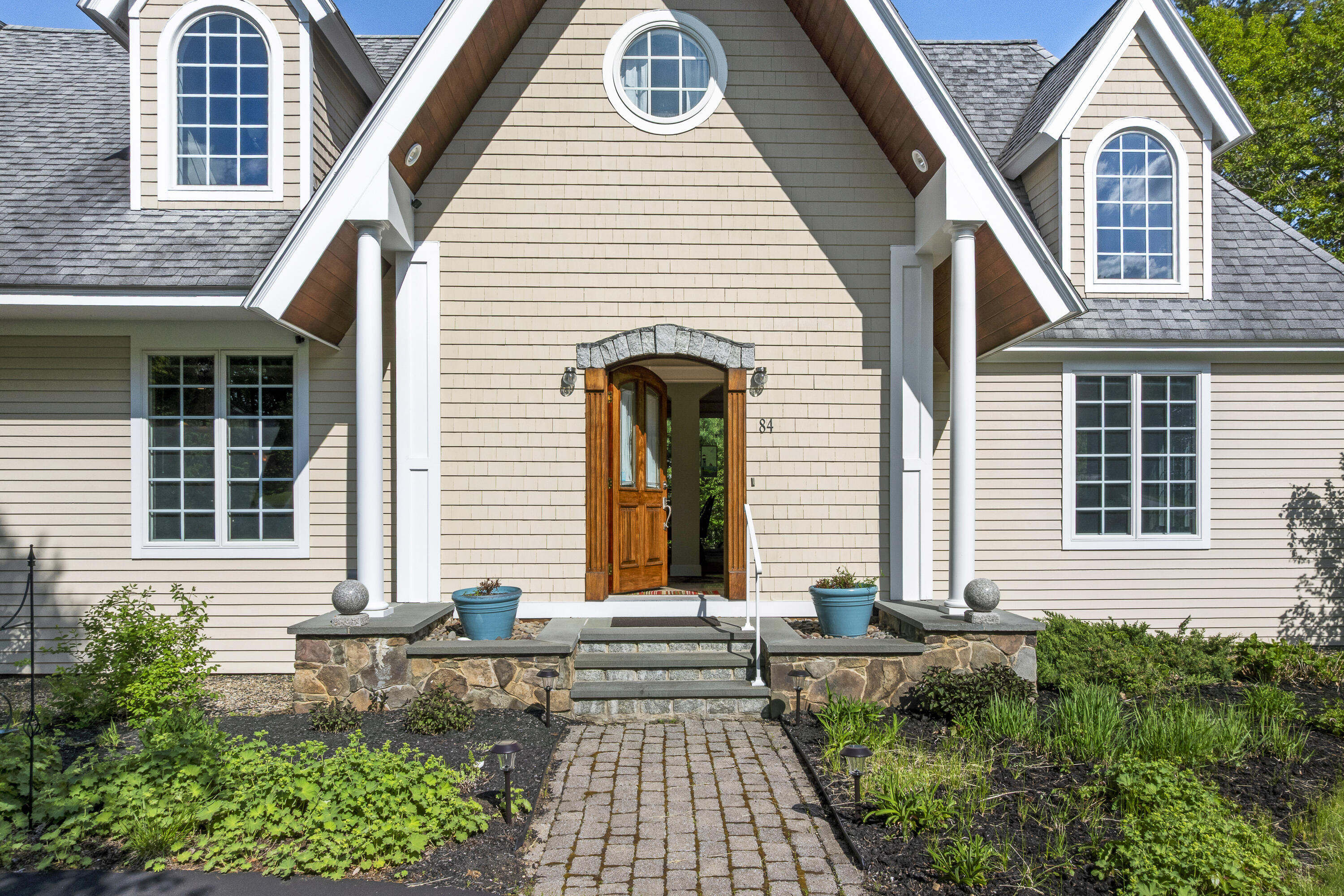 84 Ocean Heights Lane