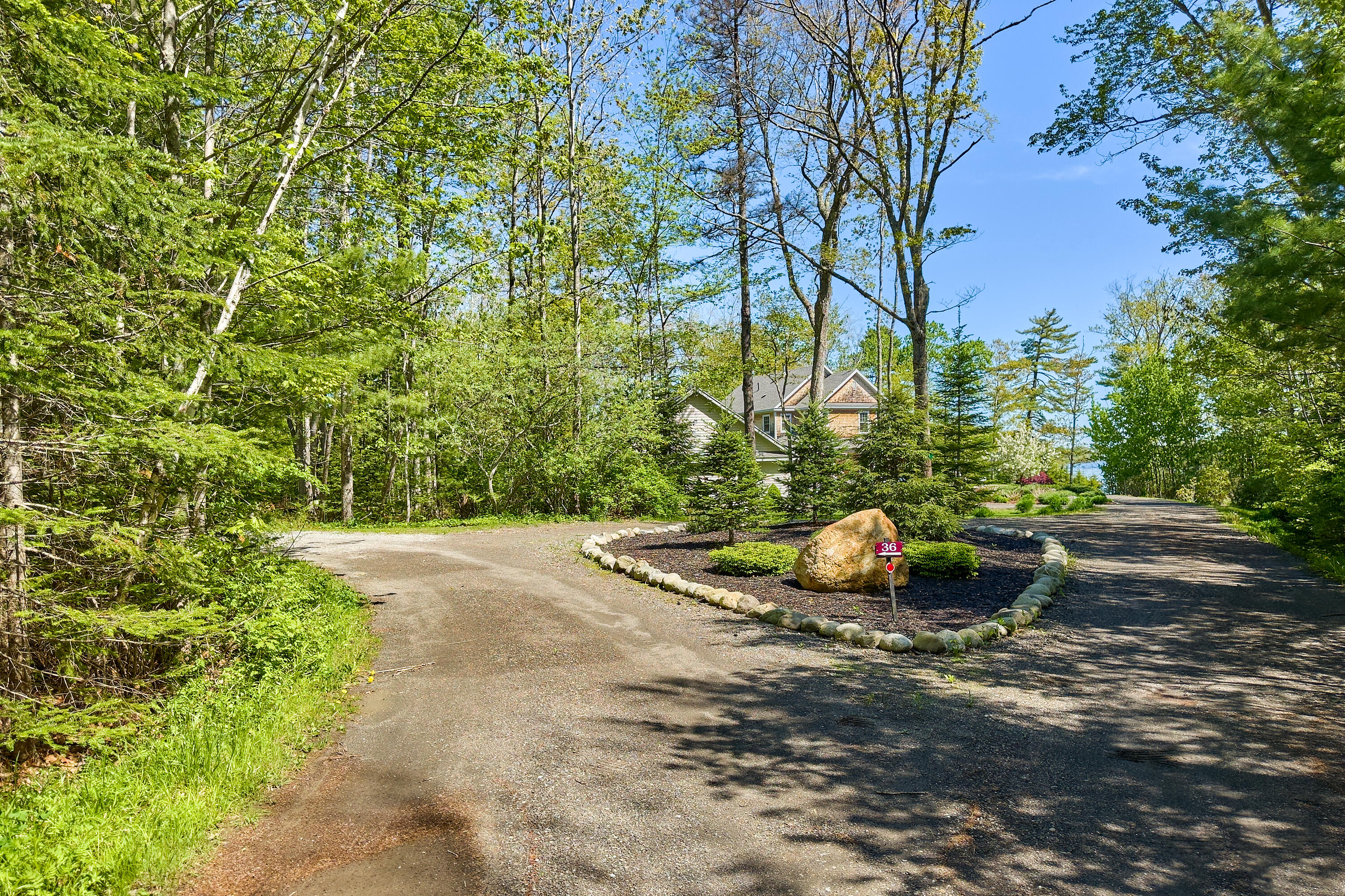 36 Snowdeal Lane