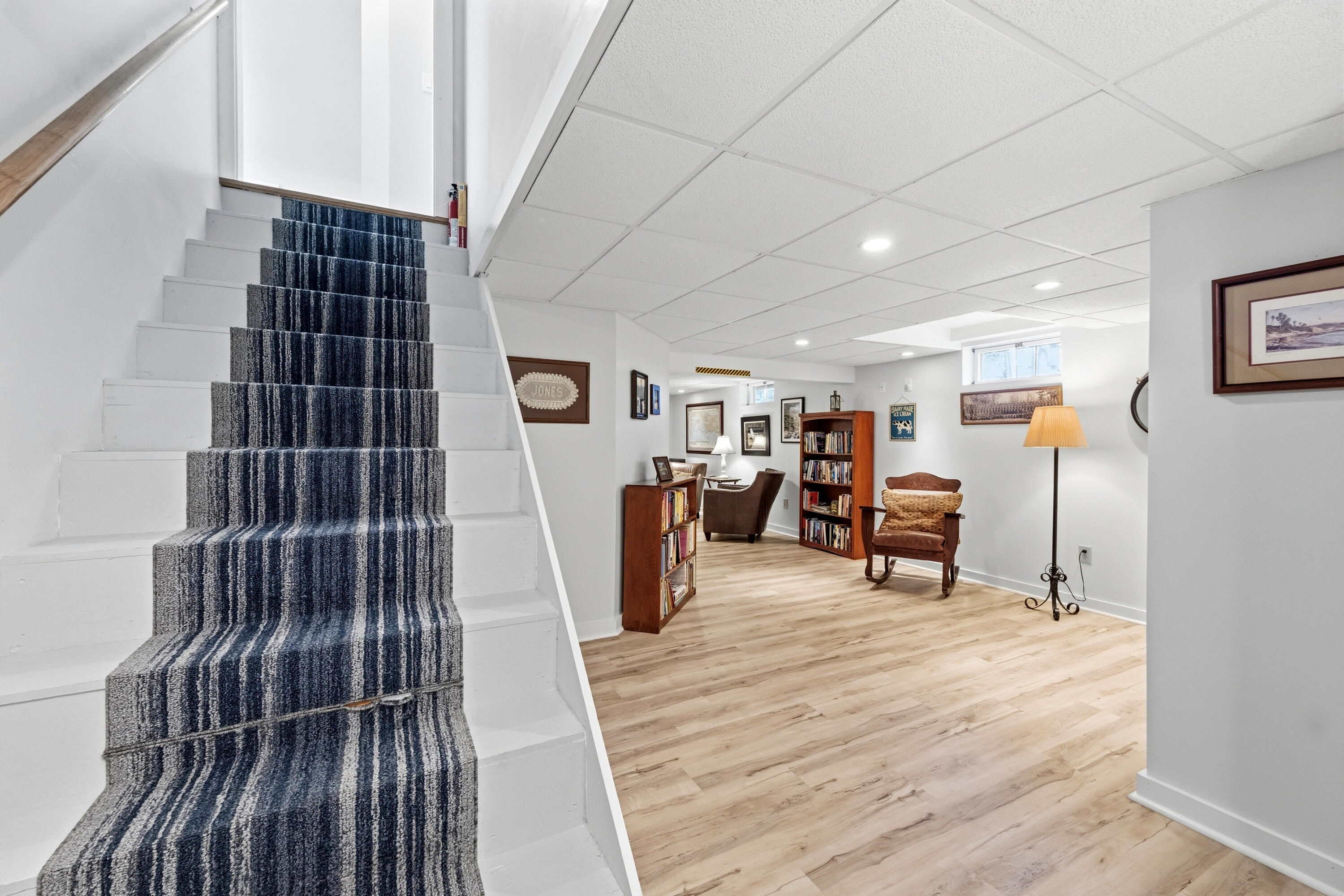 36 Snowdeal Lane