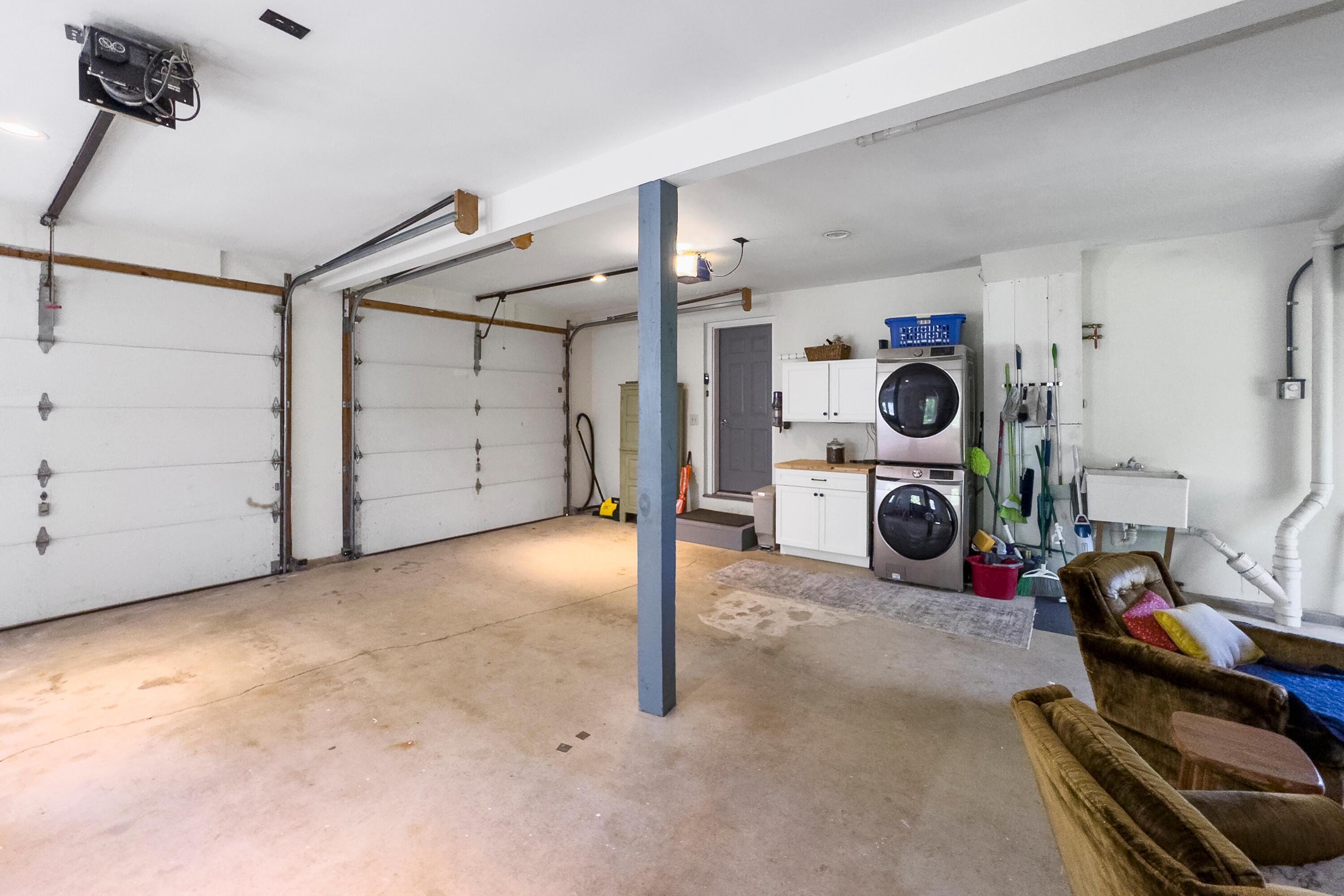 36 Snowdeal Lane