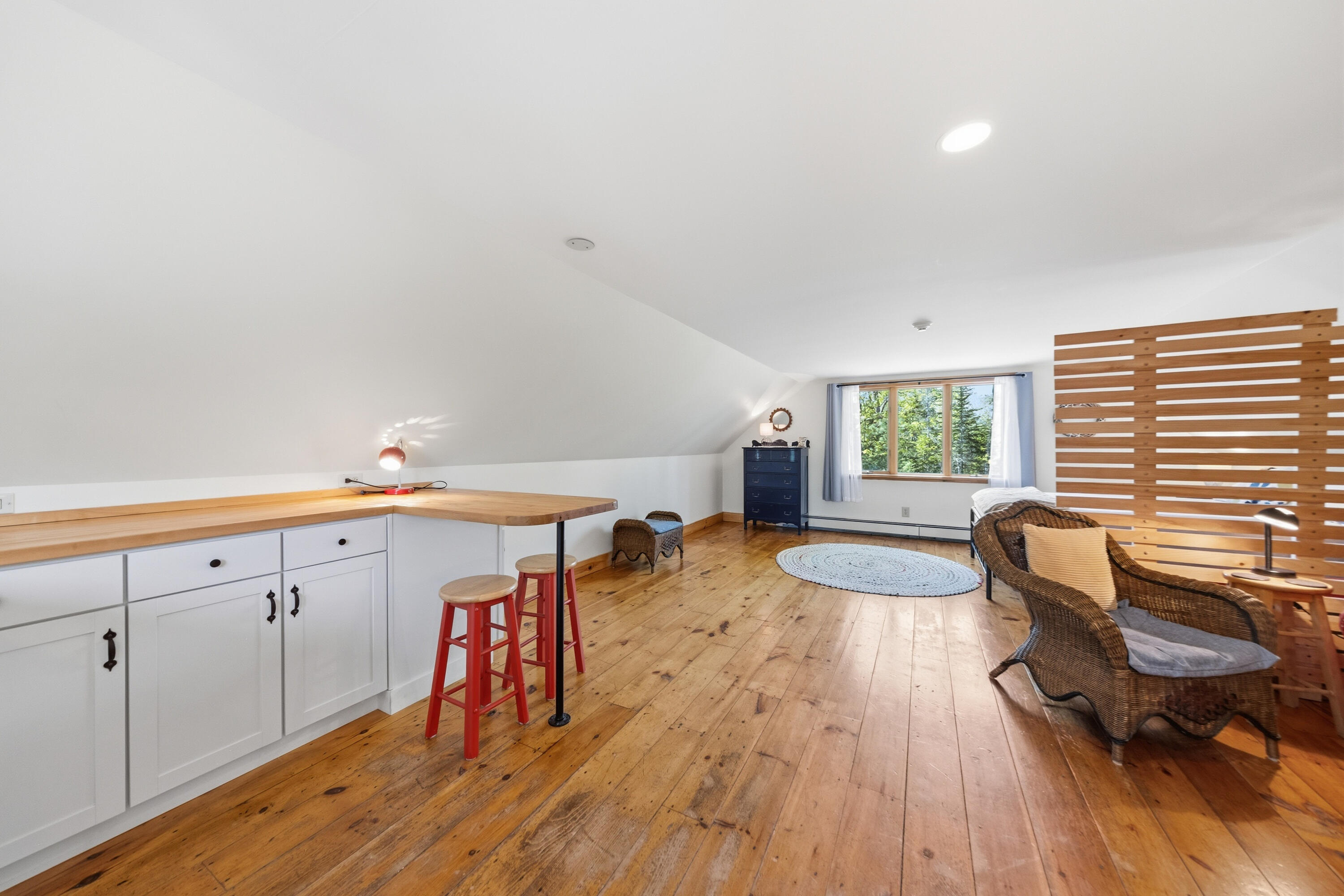 36 Snowdeal Lane