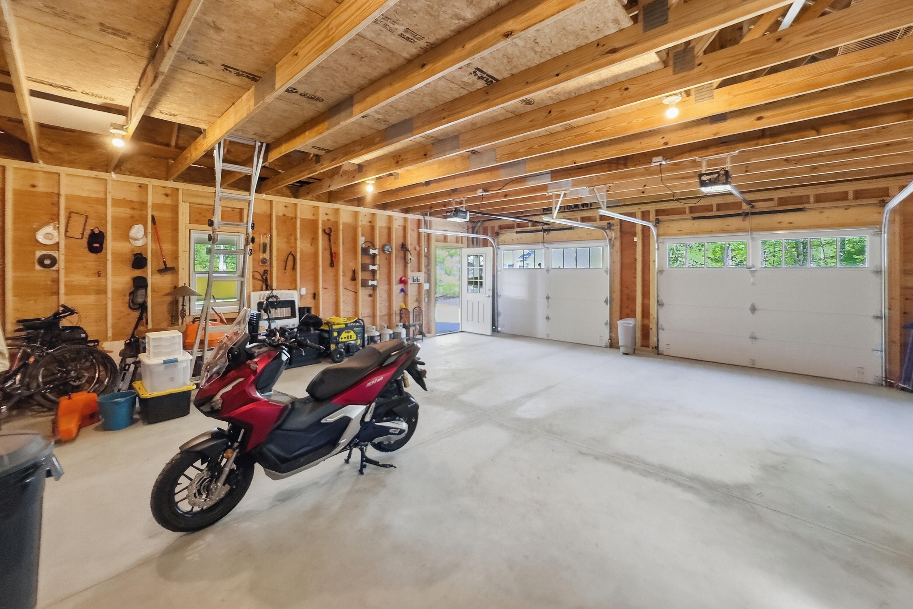 36 Snowdeal Lane