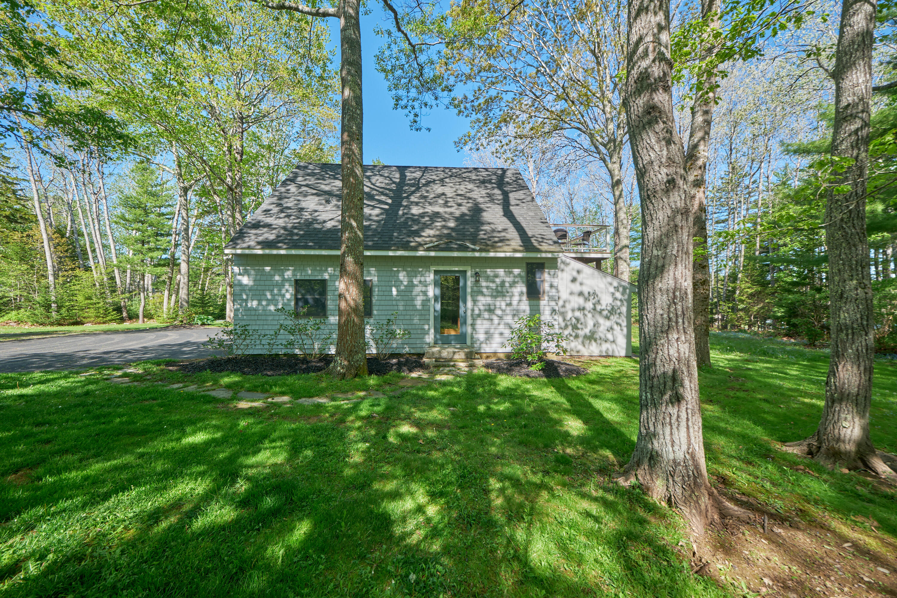 36 Snowdeal Lane