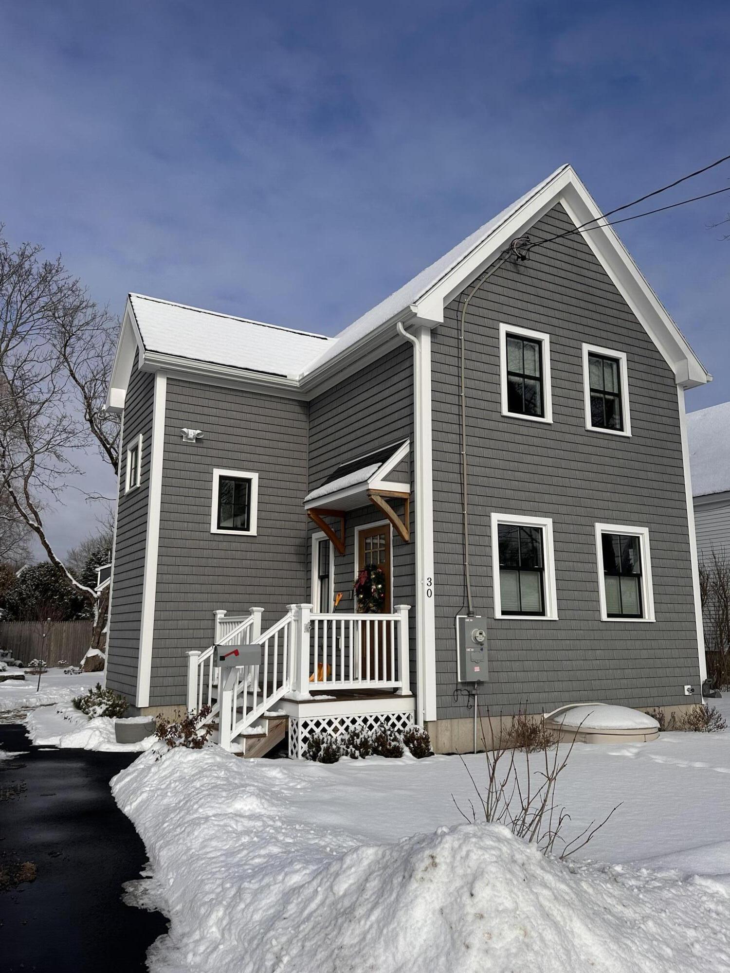 30 Crescent Street