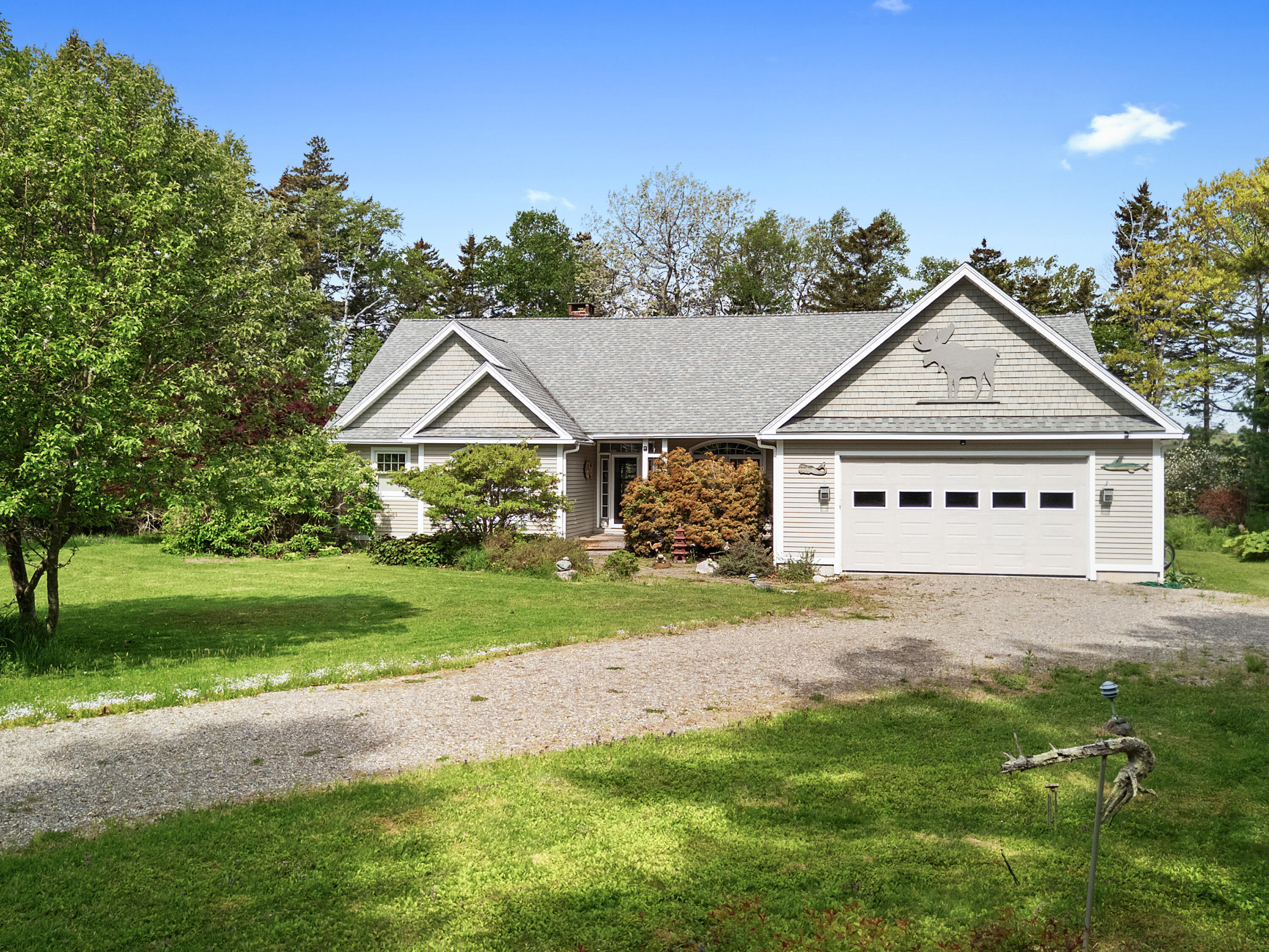 25 Cliff Drive