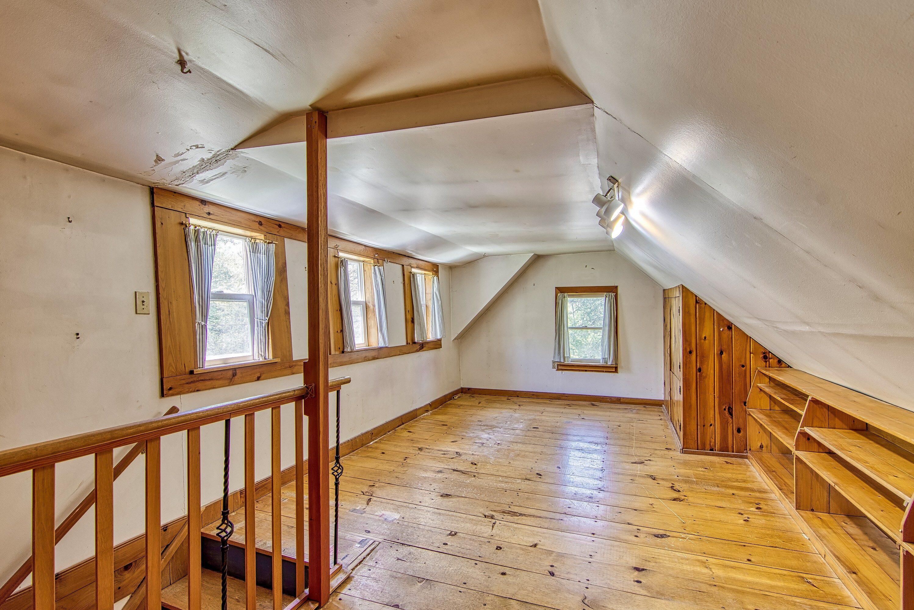 737 East Blue Hill Road