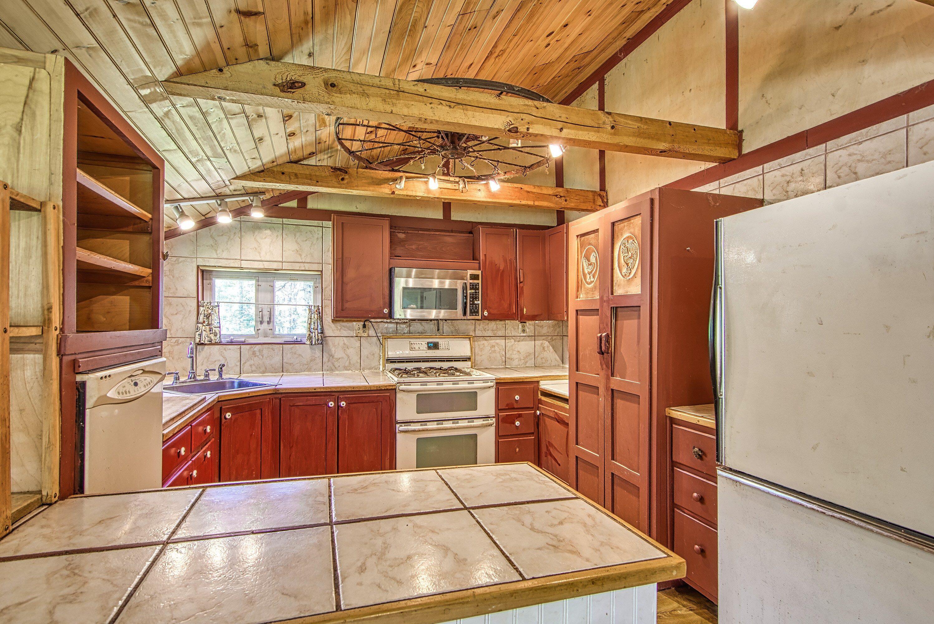 737 East Blue Hill Road