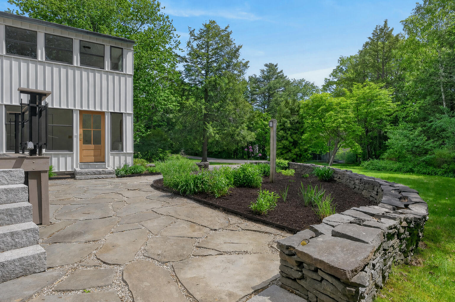 14 Pine Ridge Road