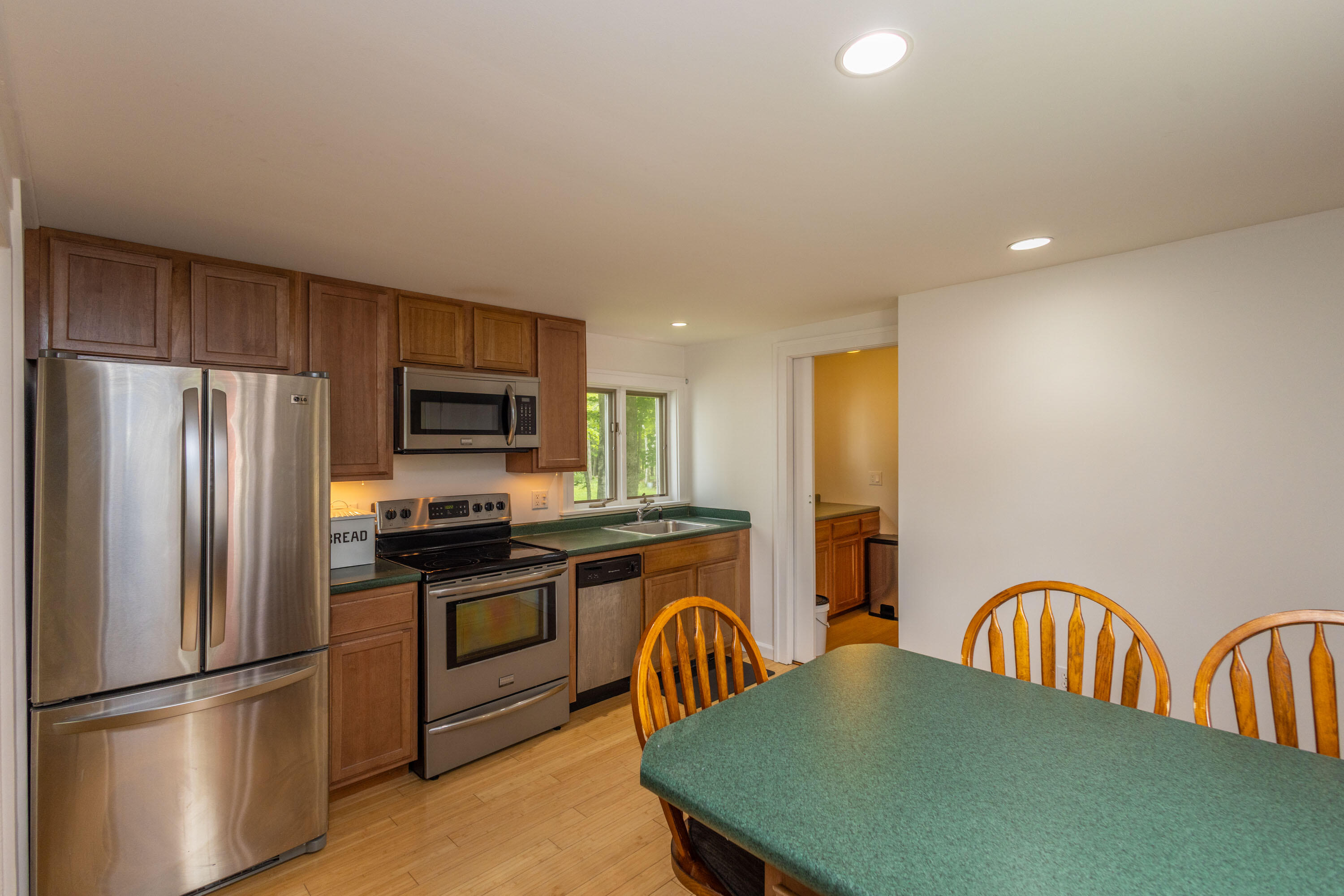 873 River Road