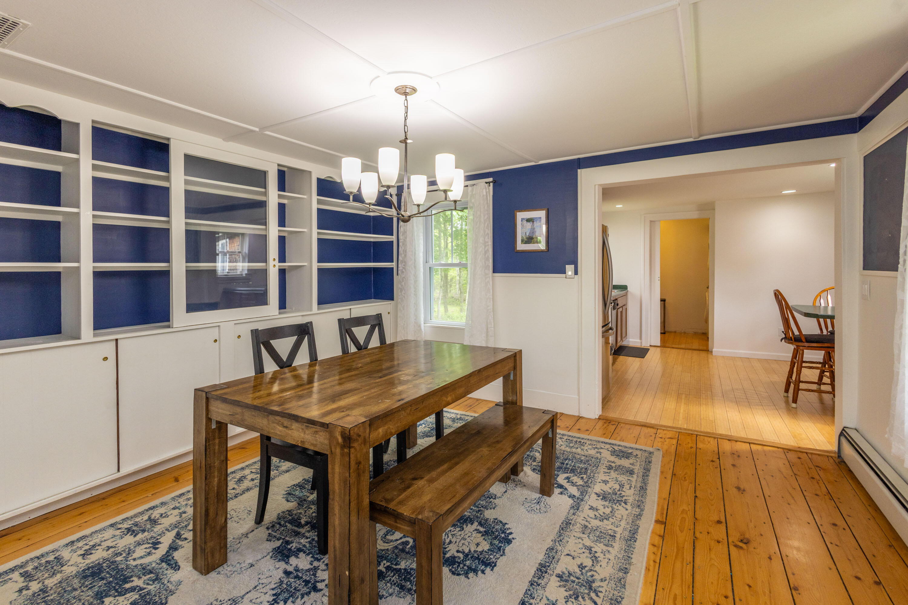 873 River Road