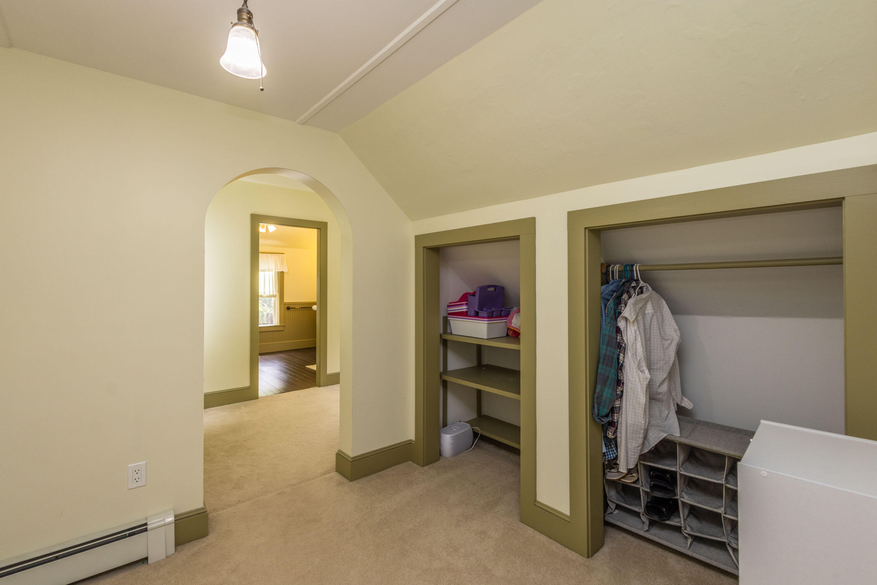 873 River Road