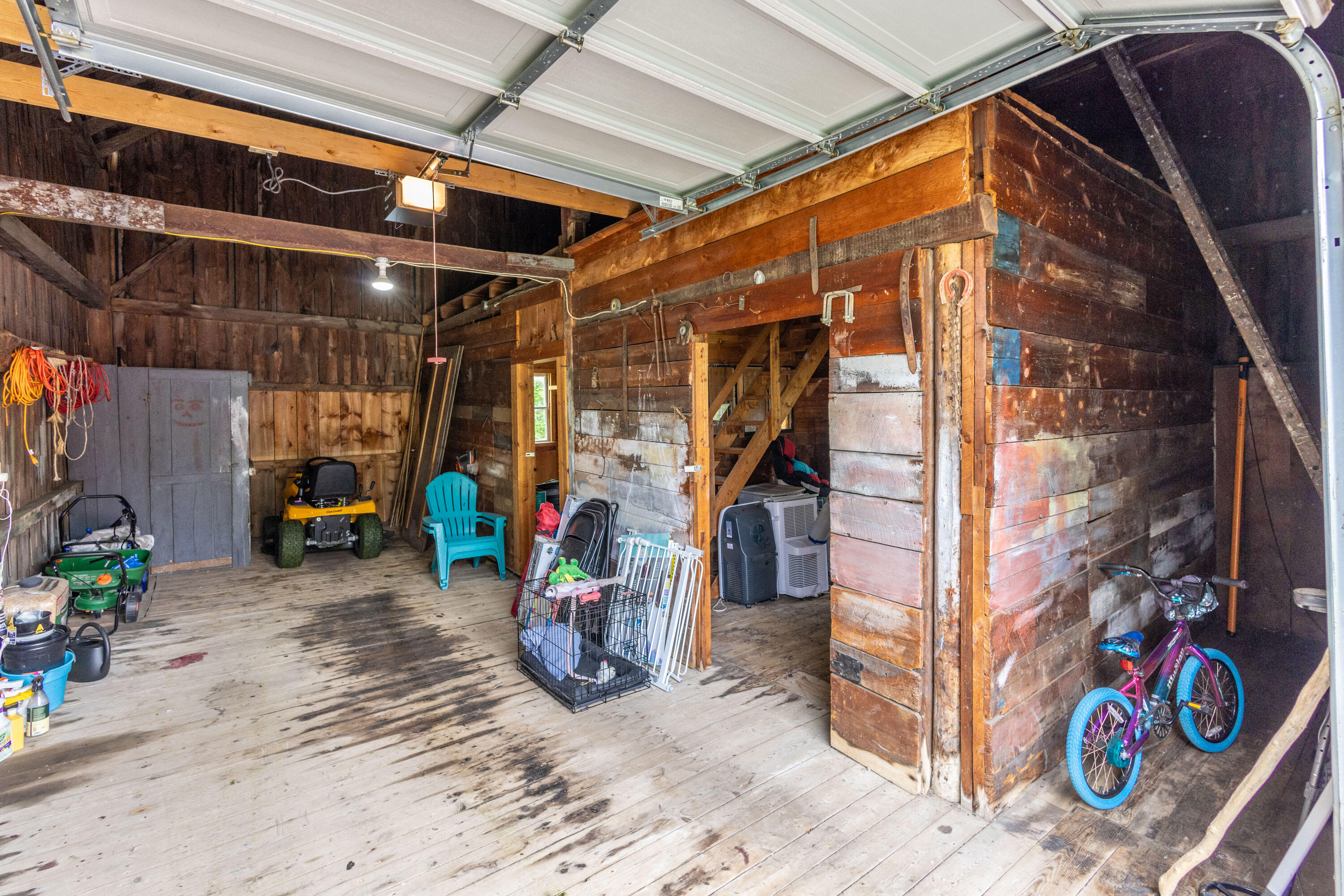 873 River Road