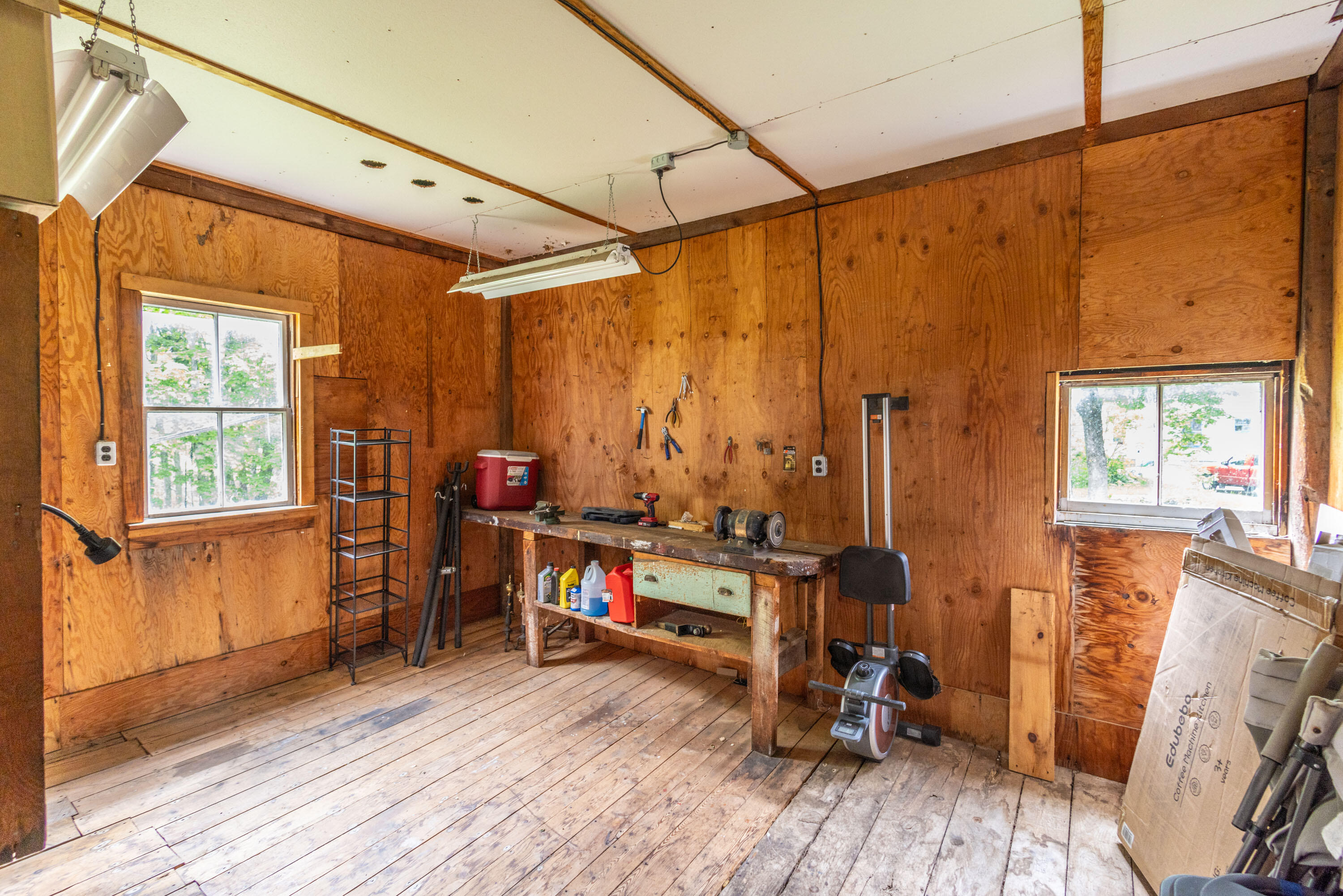 873 River Road