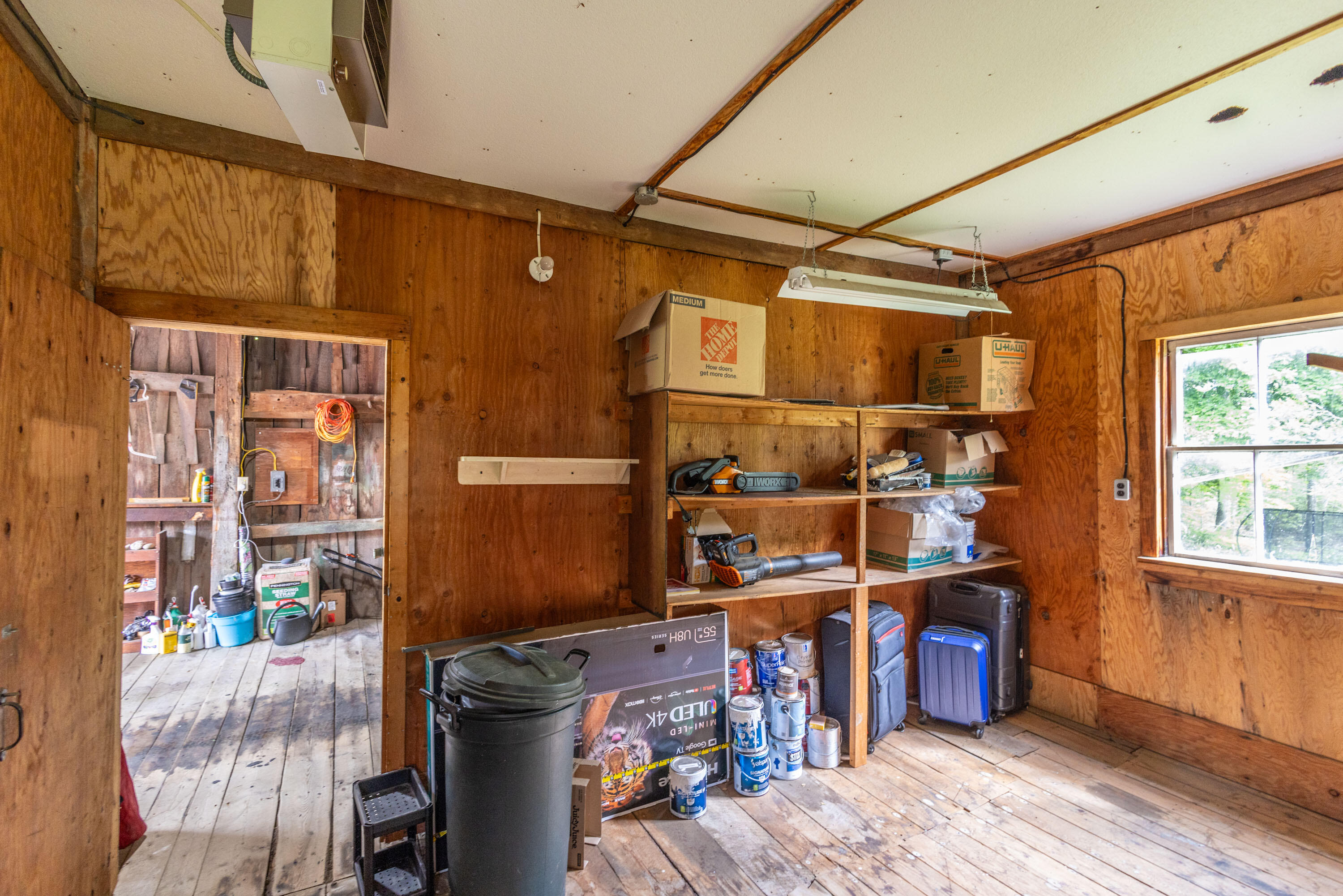 873 River Road