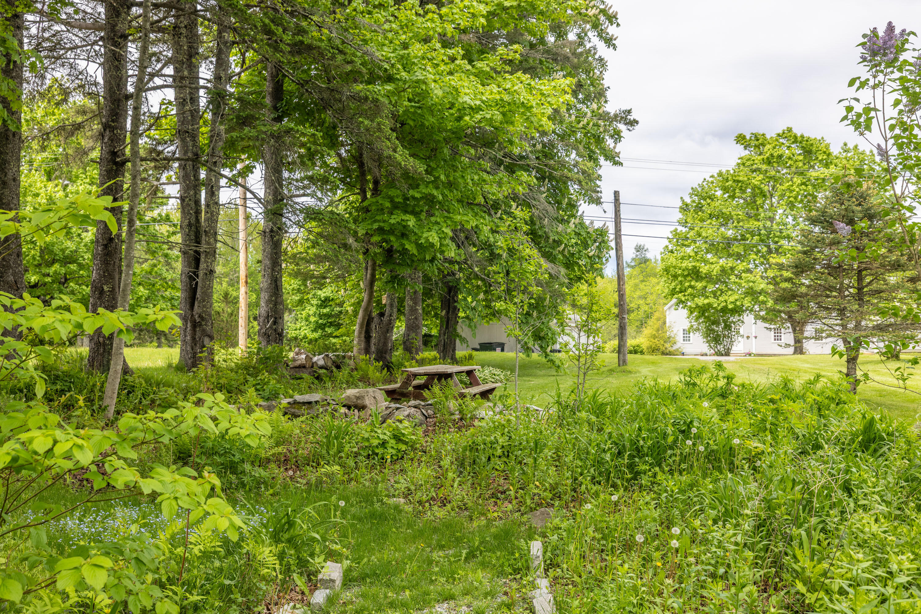 873 River Road