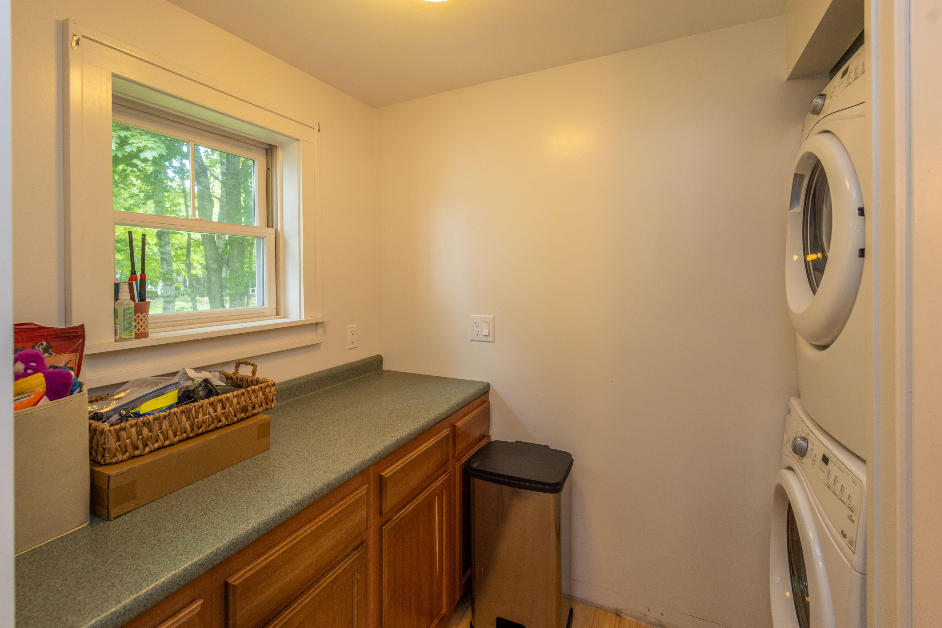 873 River Road