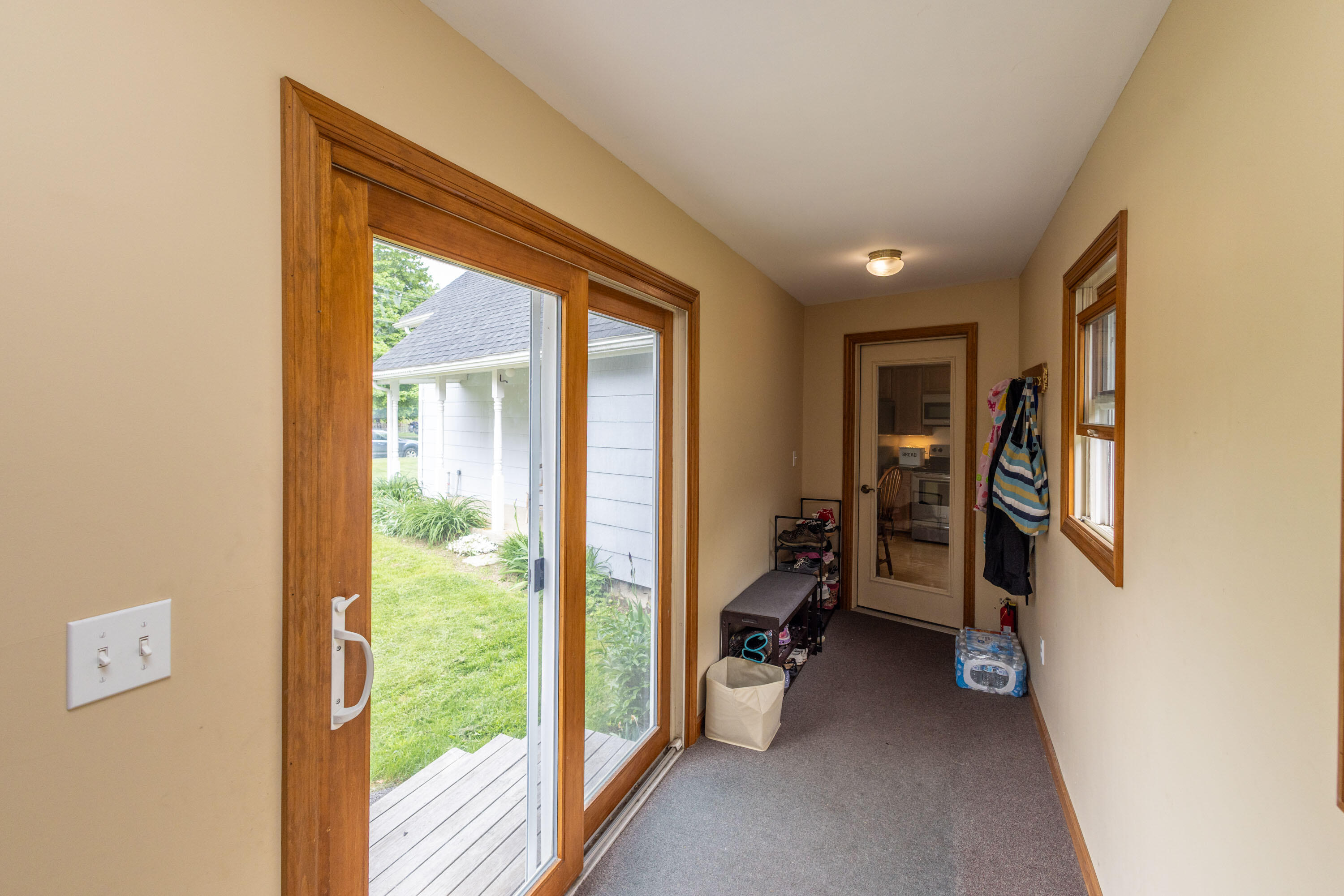 873 River Road