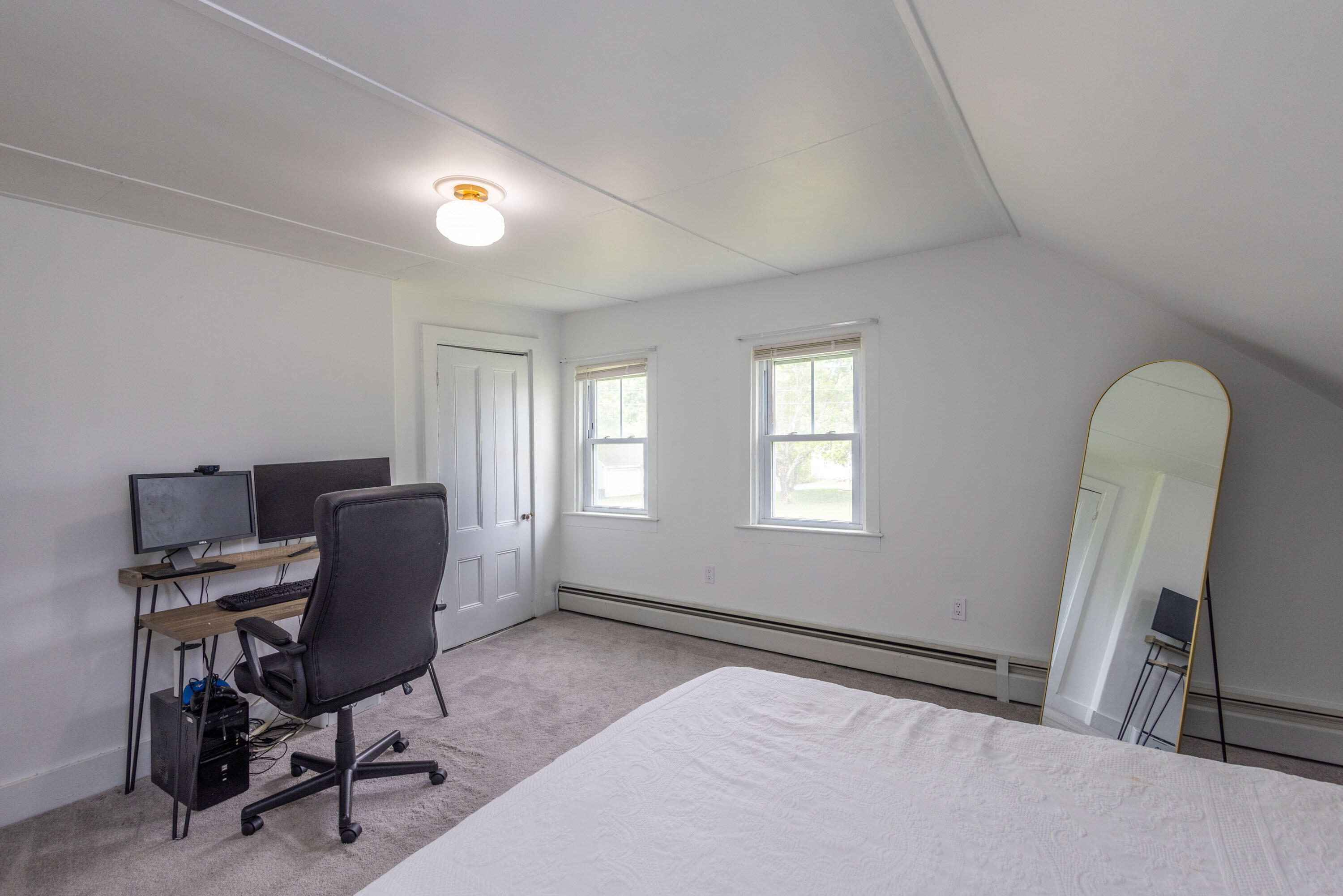 873 River Road