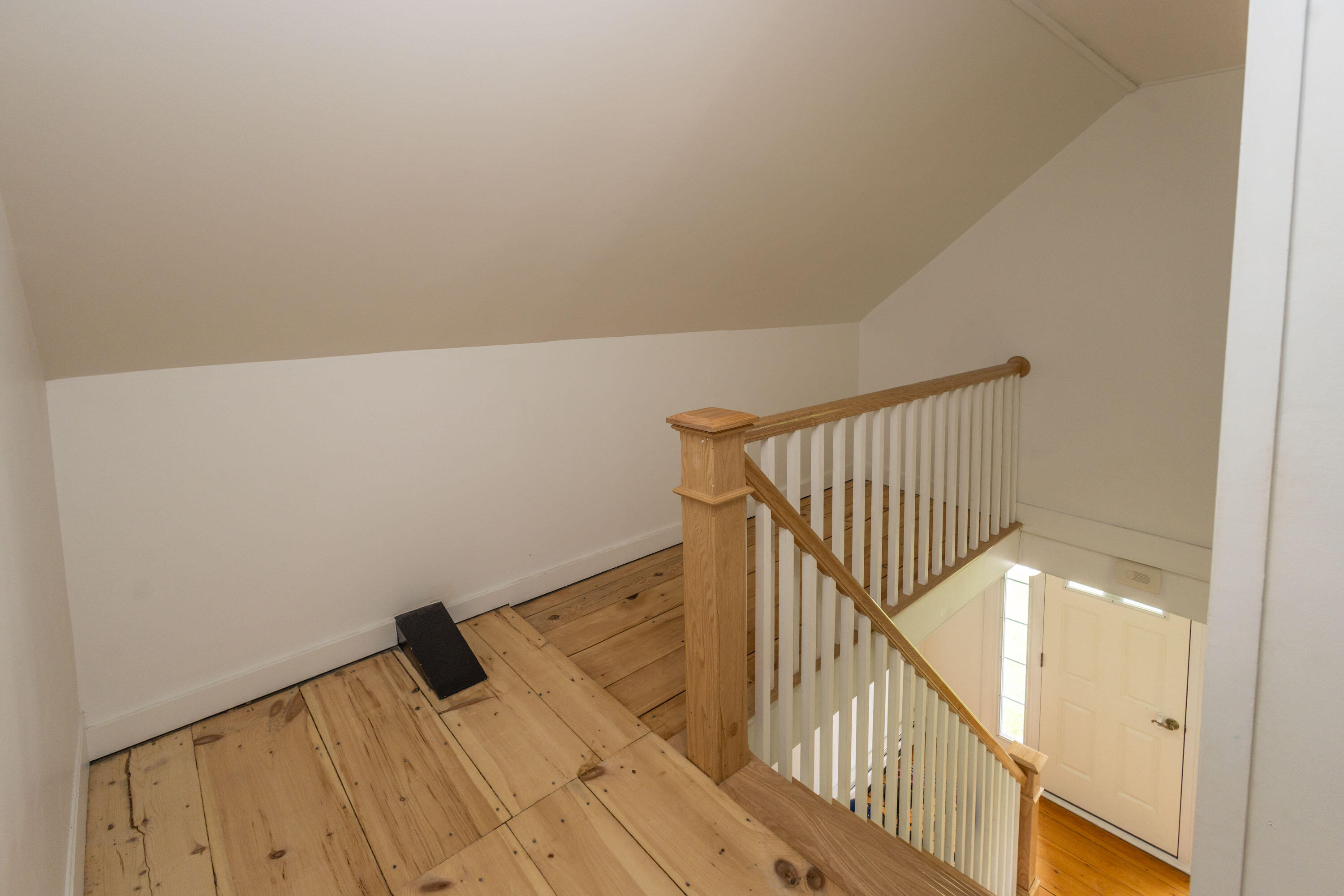 873 River Road