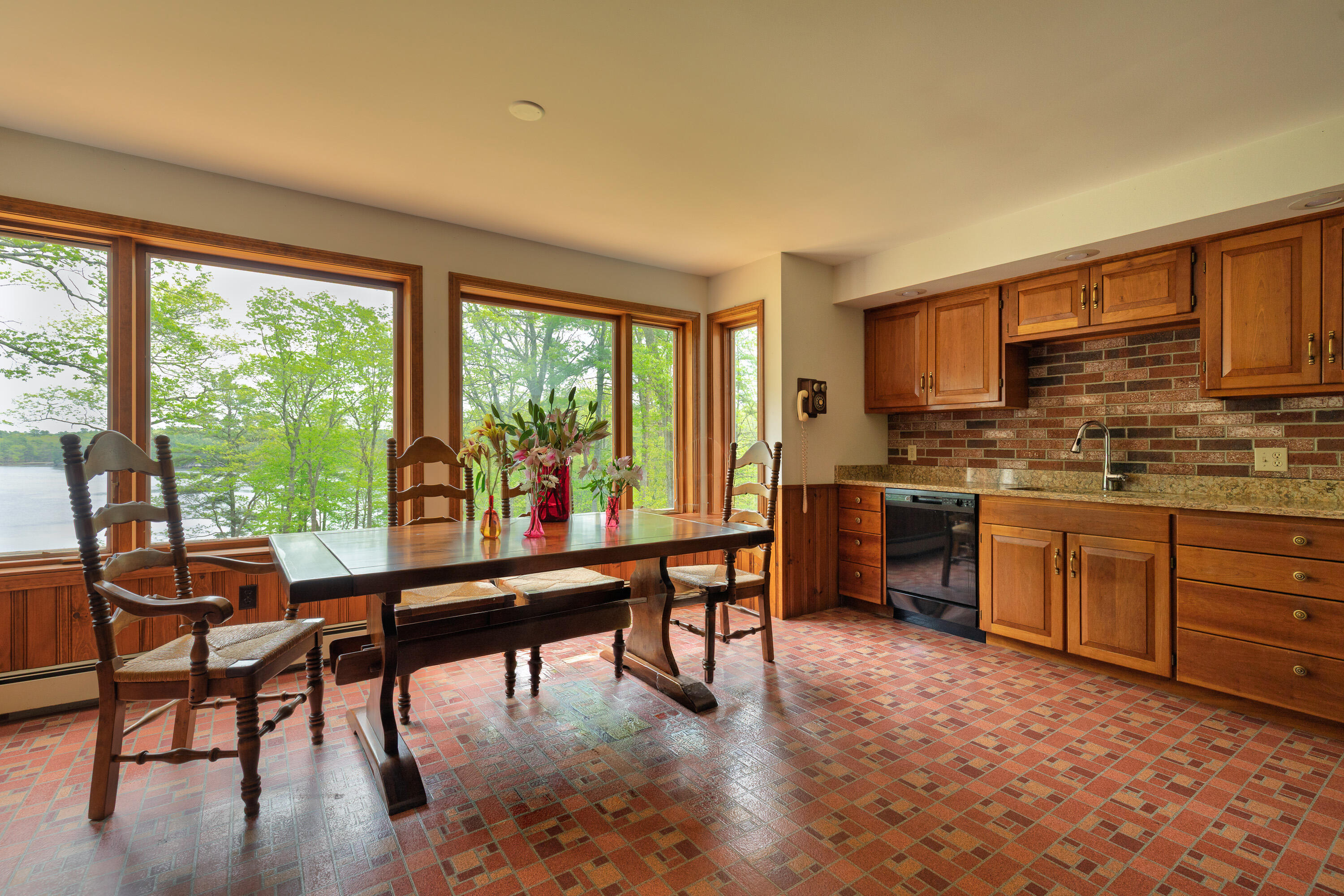 213 Fiddlers Reach Road