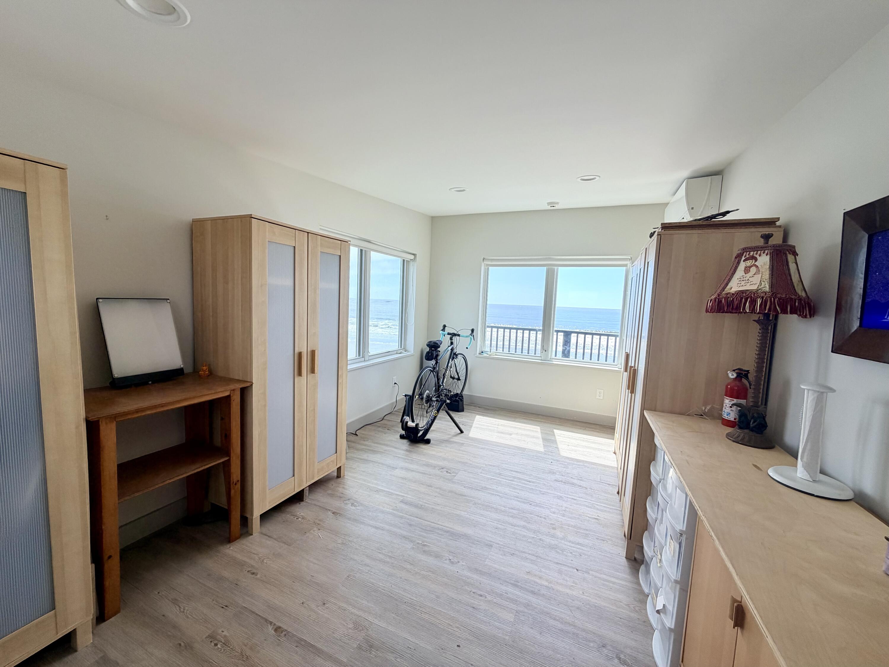 506 Drakes Island Road
