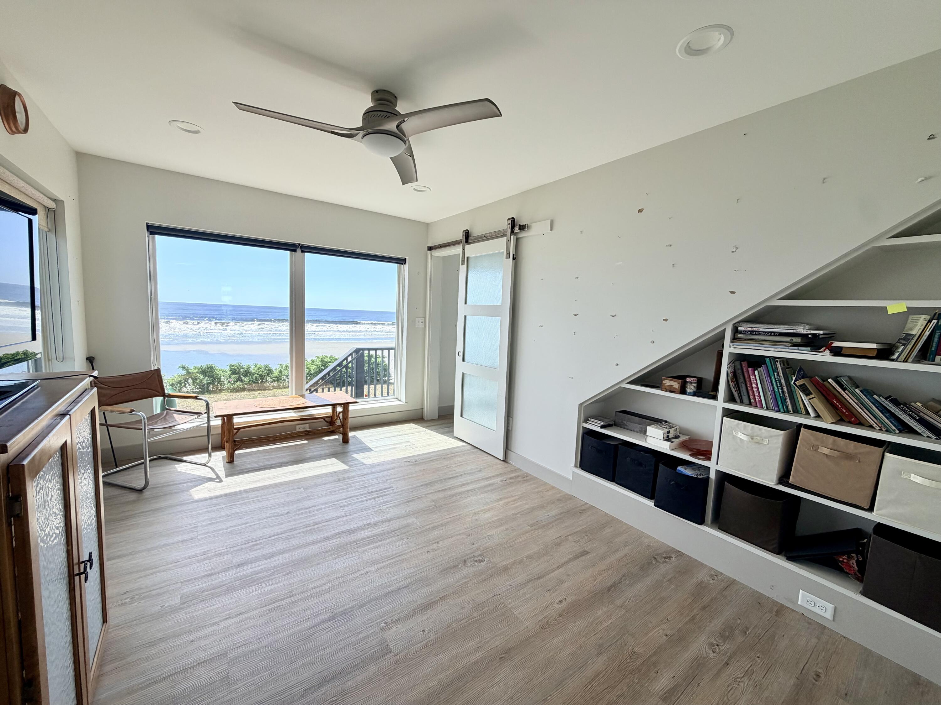506 Drakes Island Road