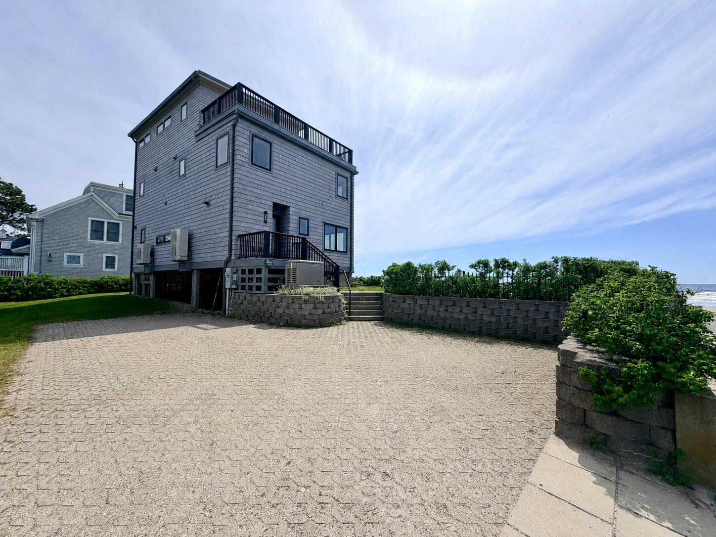 506 Drakes Island Road