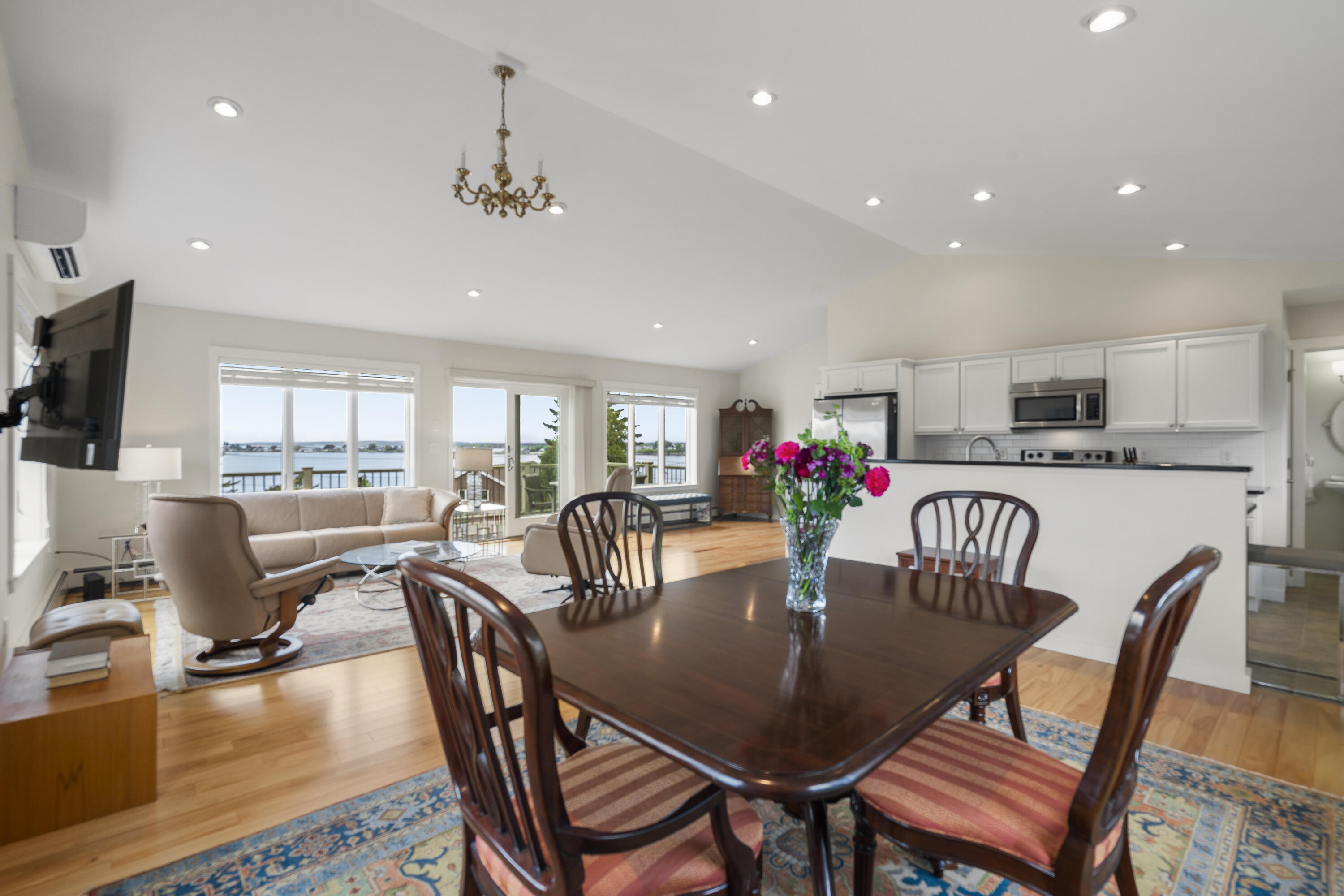 13 West Shore Road