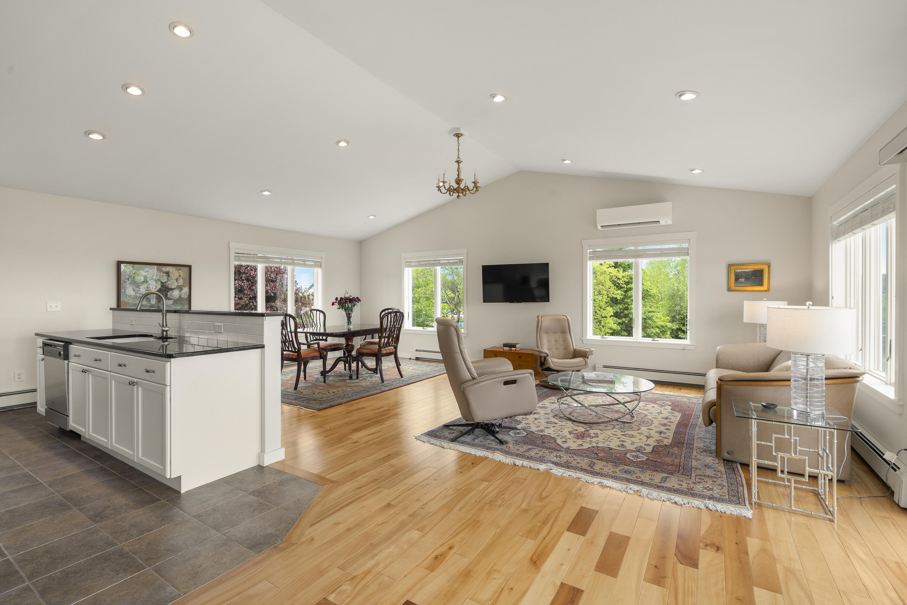 13 West Shore Road