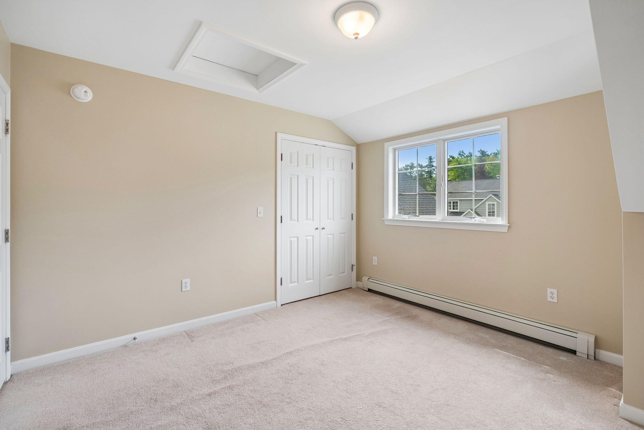 14 Larkspur Lane 24