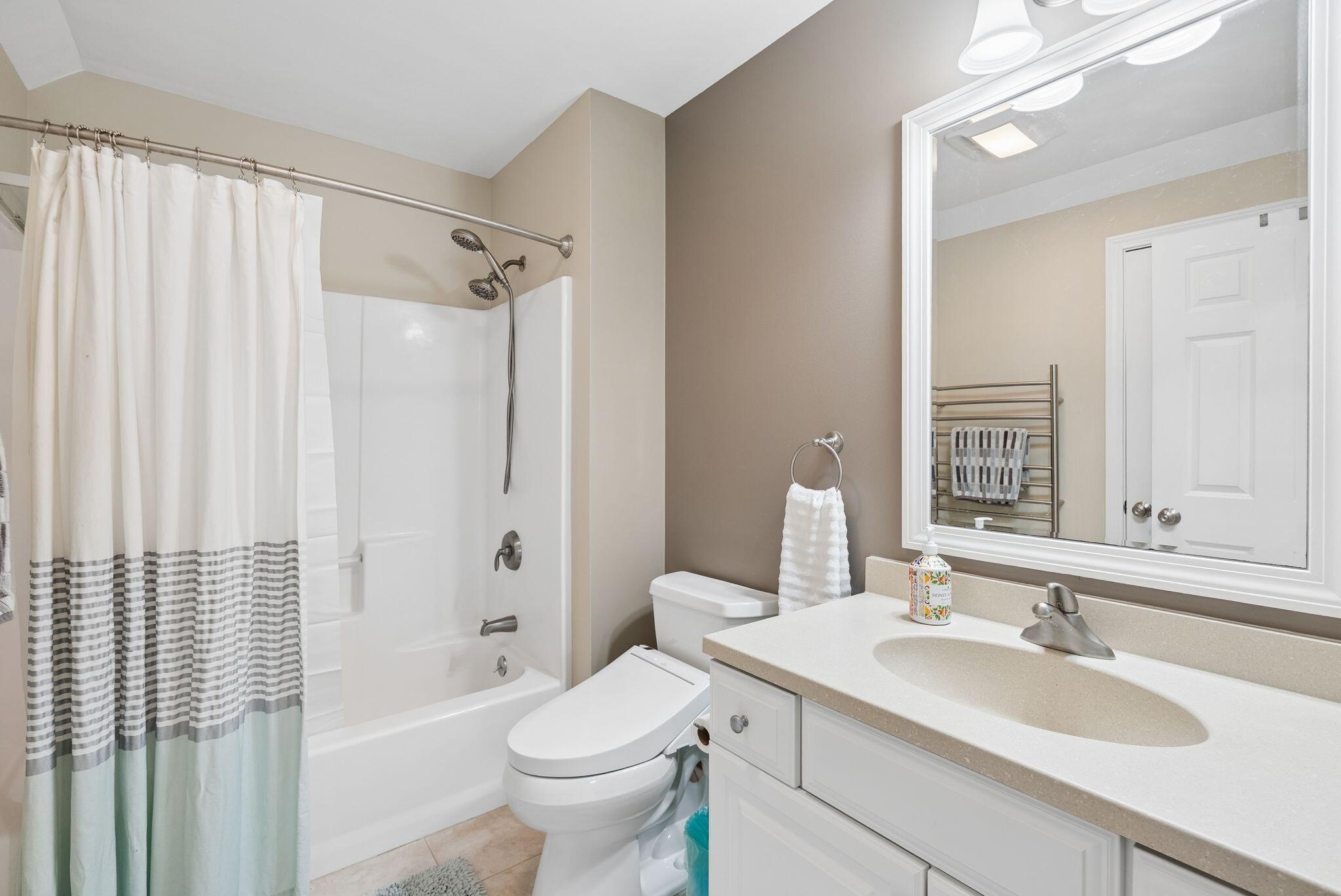 14 Larkspur Lane 24