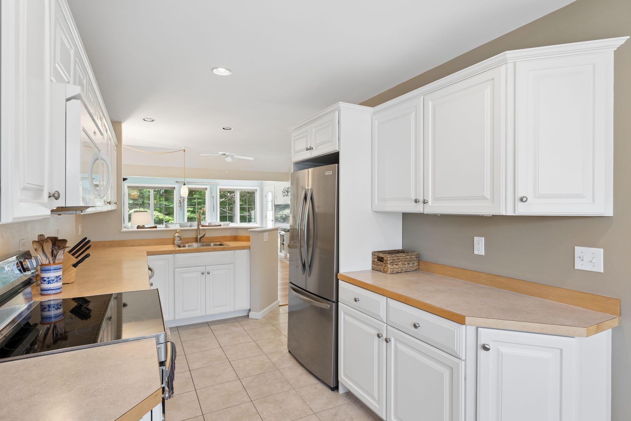 14 Larkspur Lane 24